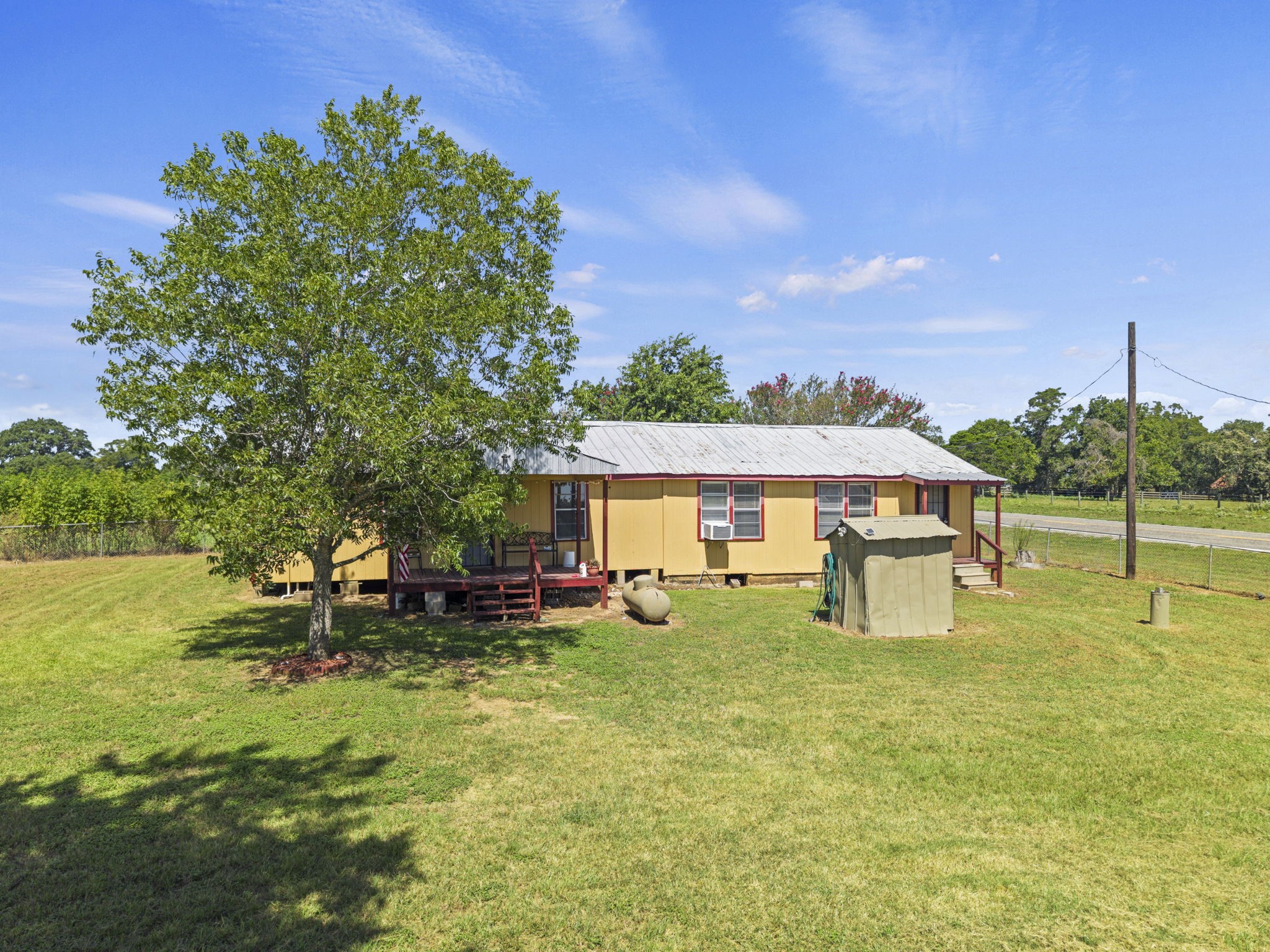 7033 Fm County Road 957 Property Photo 26