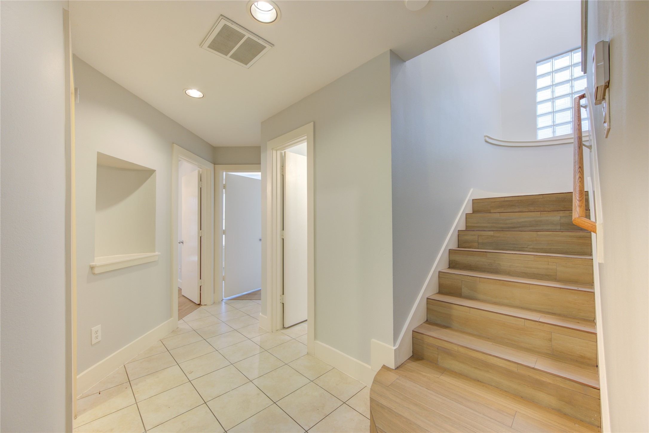 3604 Omeara Drive Property Photo 6