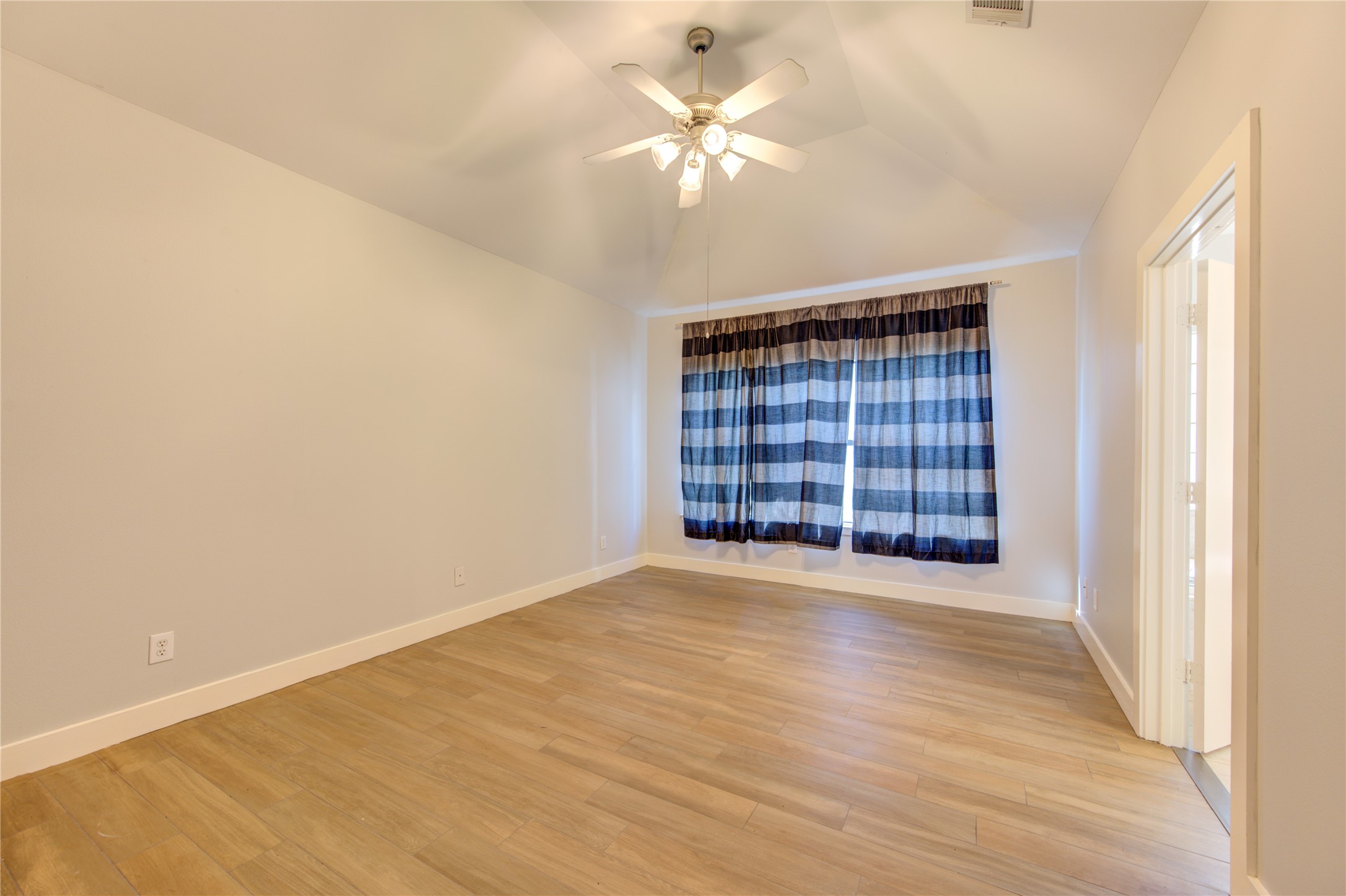 3604 Omeara Drive Property Photo 27