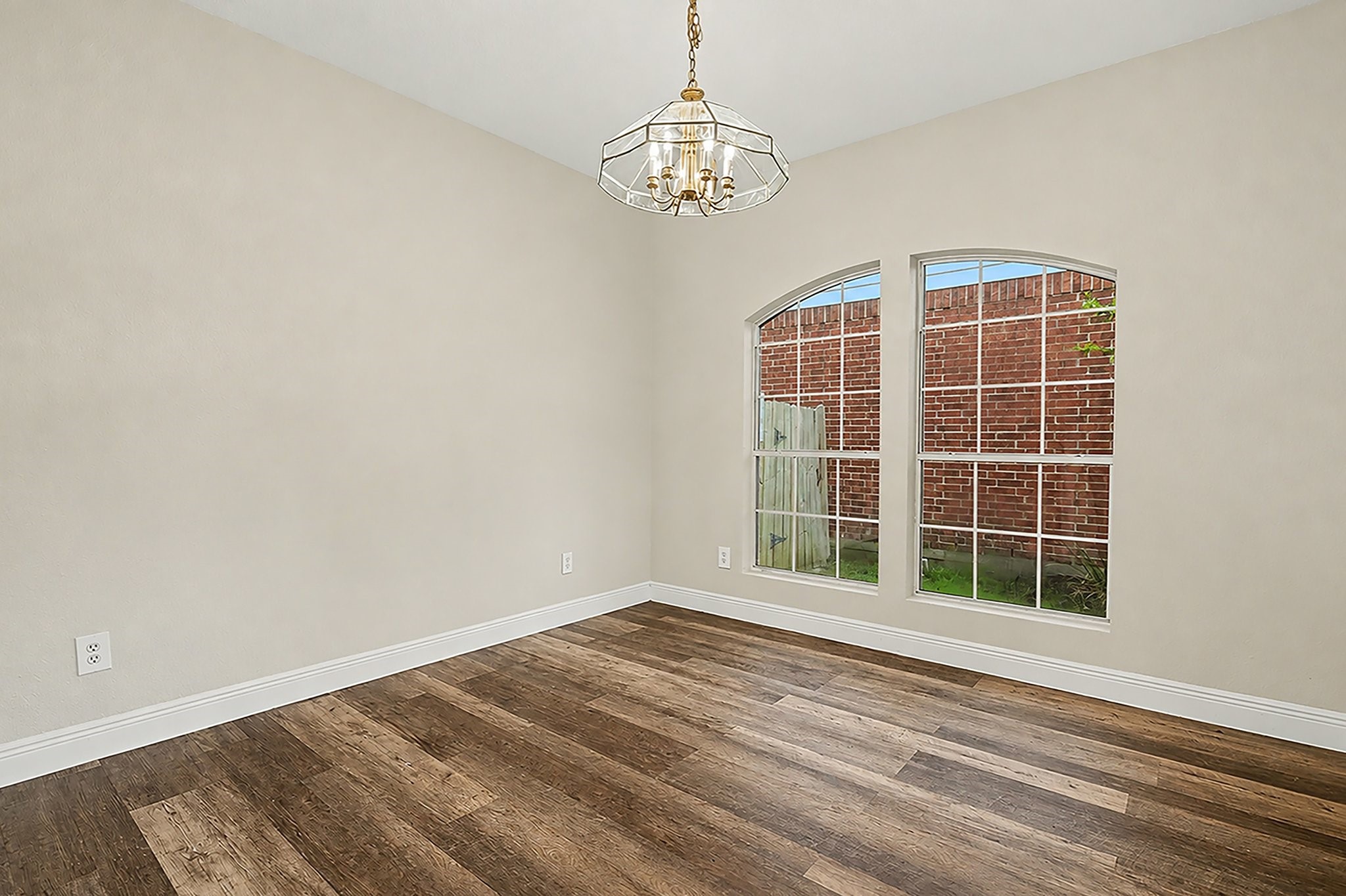 3808 Armand Drive Property Photo 6