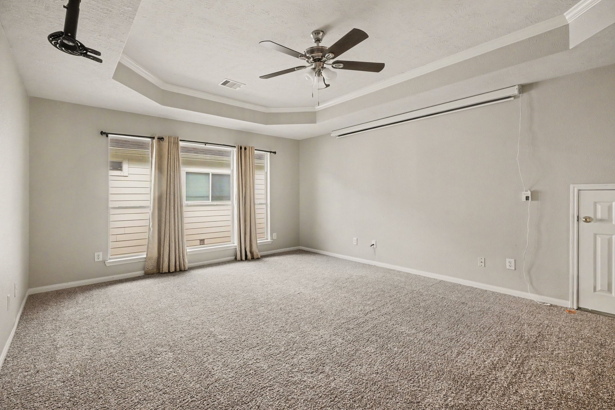 3808 Armand Drive Property Photo 10