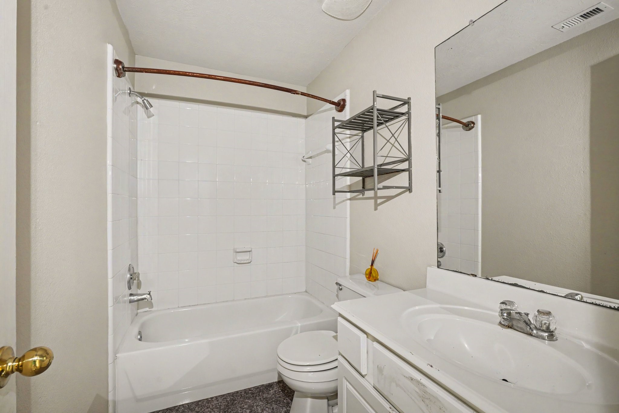 3808 Armand Drive Property Photo 16