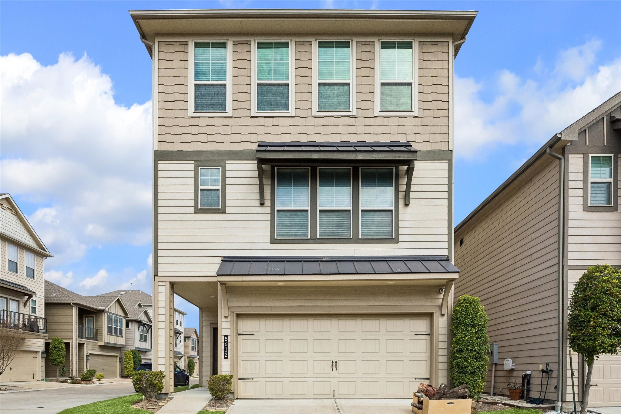 8612 Cedardale Park Drive Property Photo 1