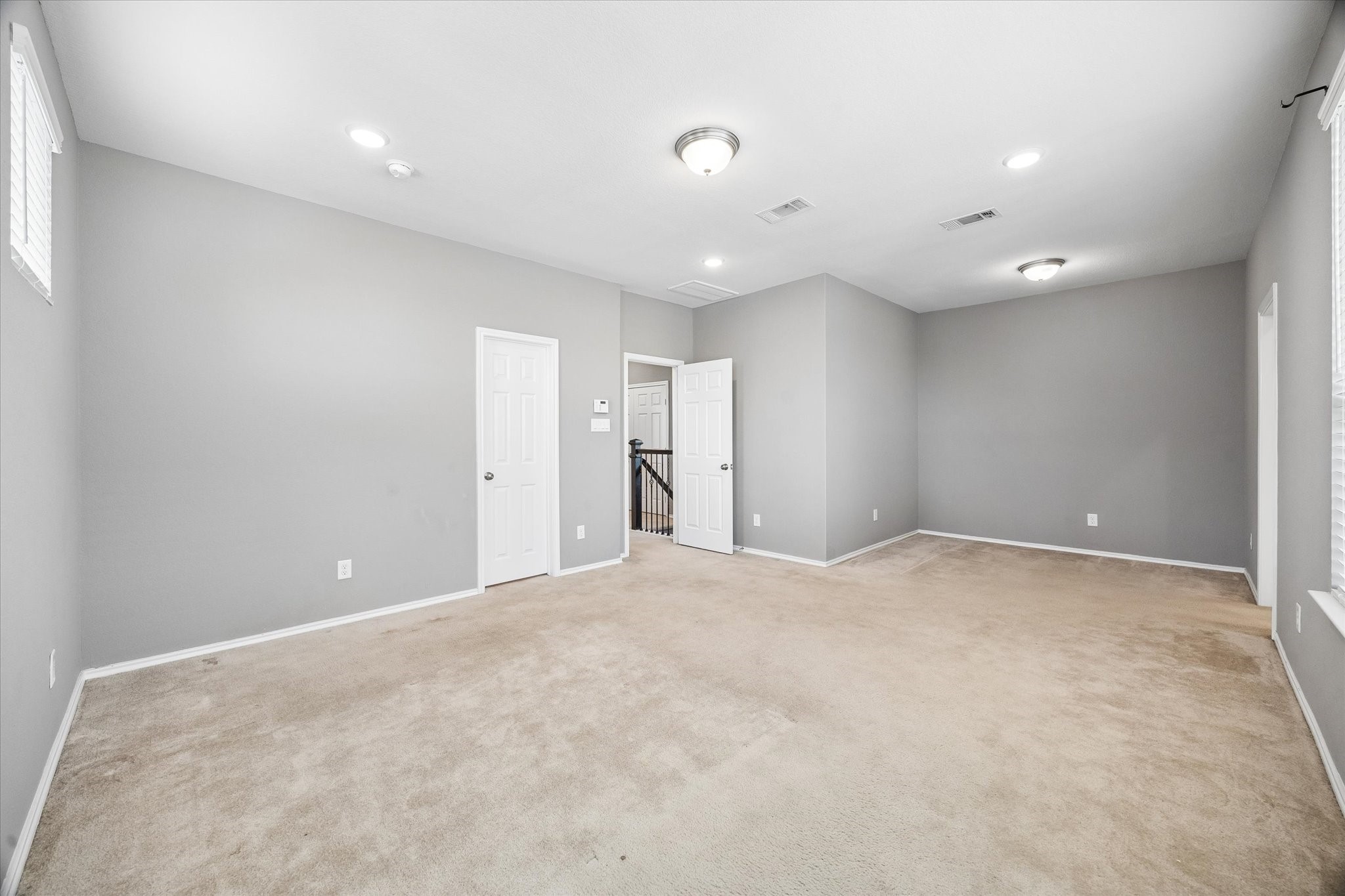8612 Cedardale Park Drive Property Photo 7