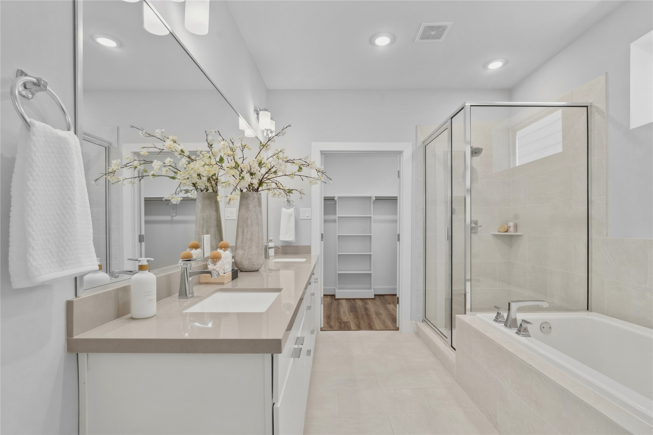 1254 N Post Oak Road A Property Photo 24