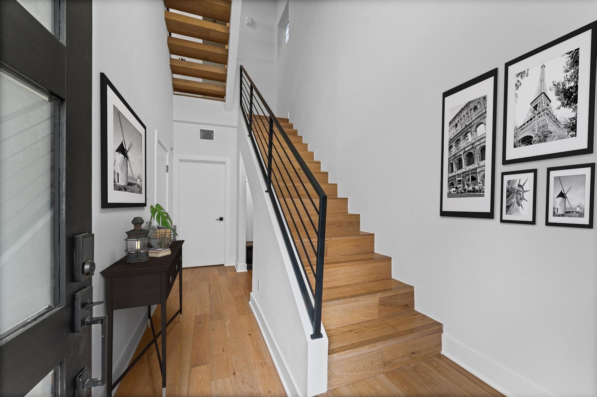 1404 Bailey Street Property Photo 4