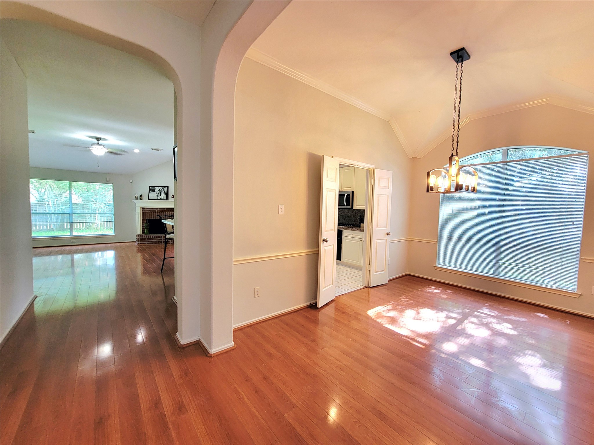 5015 Aquilla Court Property Photo 6