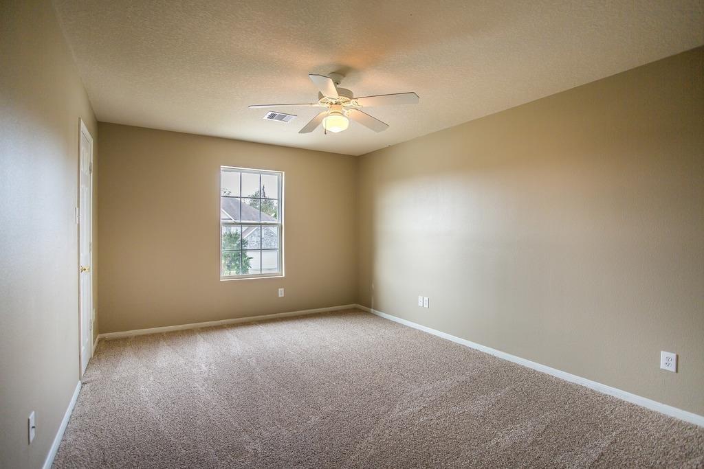 22626 Spring Crossing Drive Property Photo 13