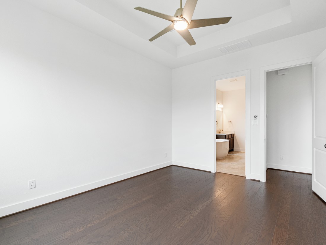 1326 Willow Walk Drive Property Photo 10