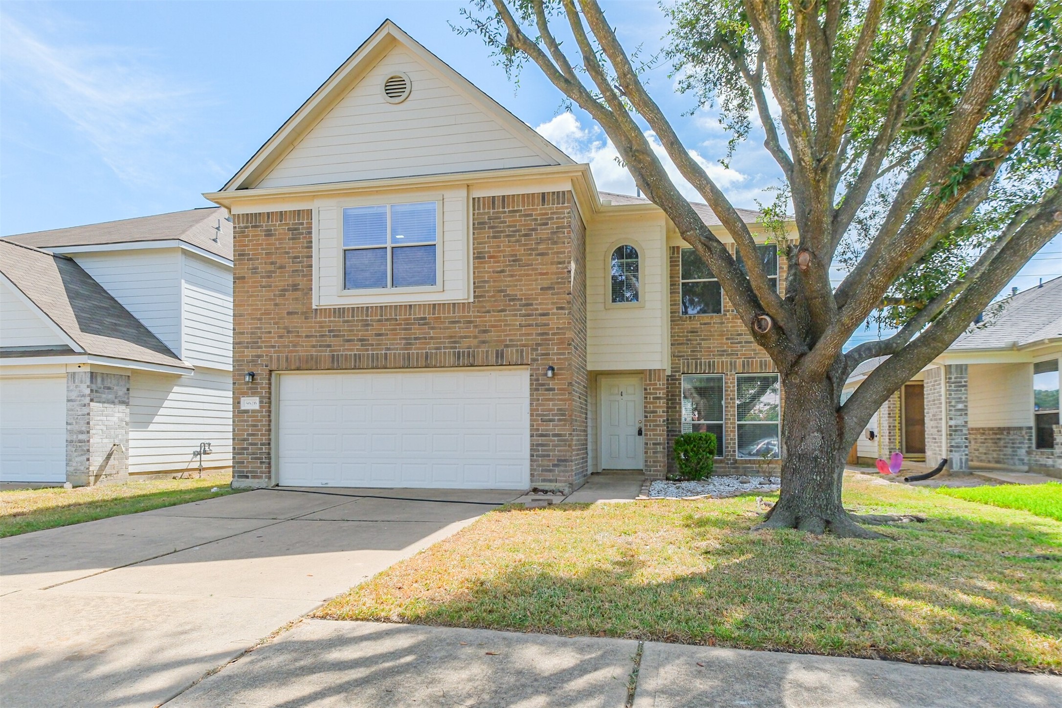 5626 Calm Court Property Photo 2