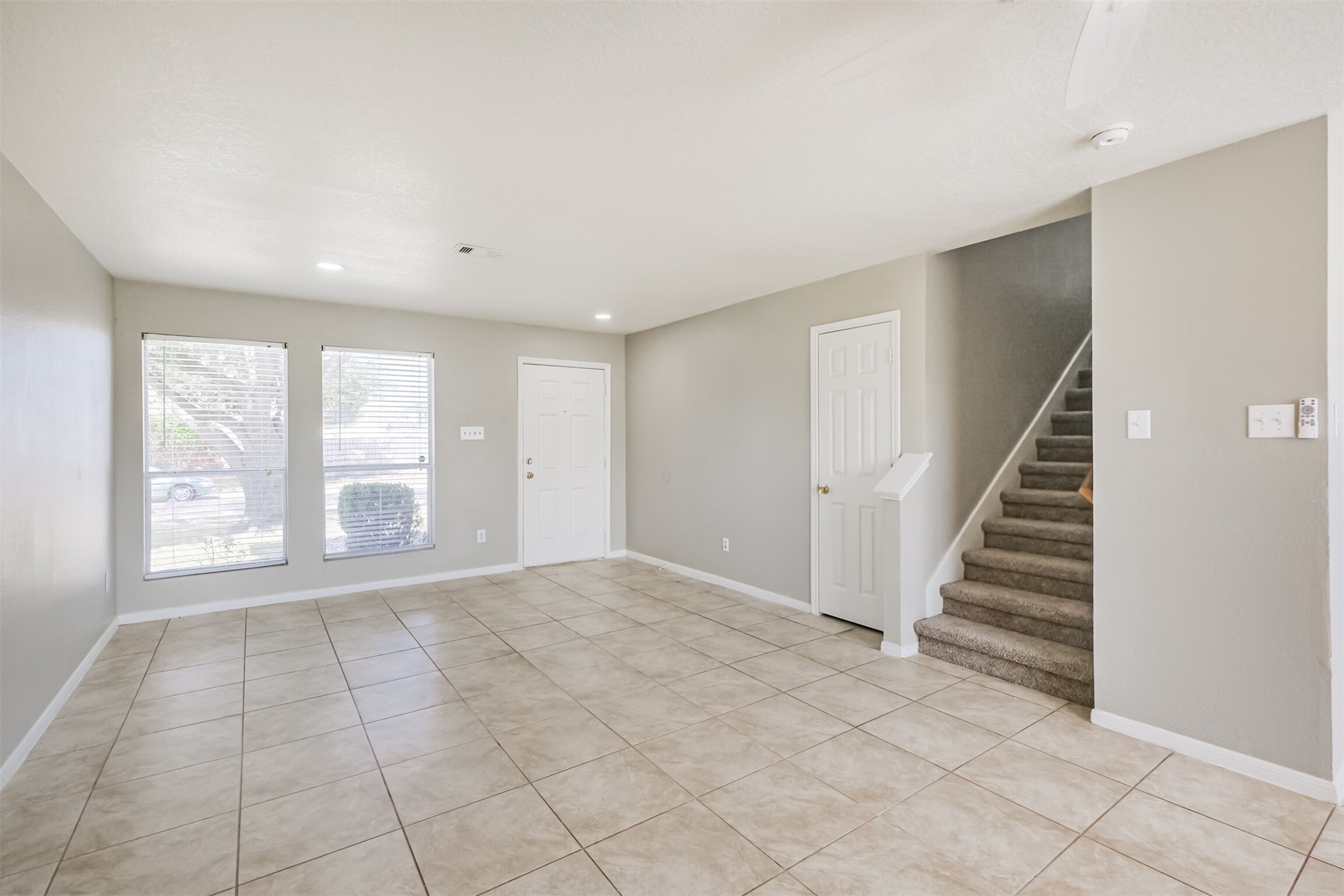 5626 Calm Court Property Photo 7