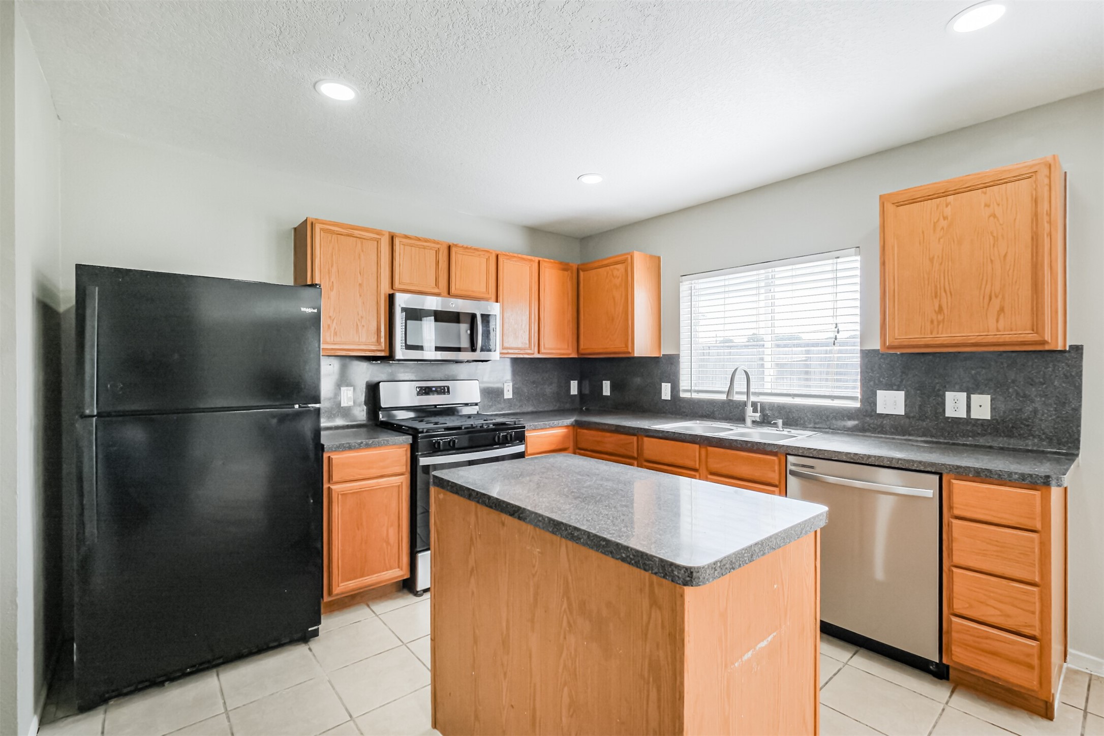5626 Calm Court Property Photo 11