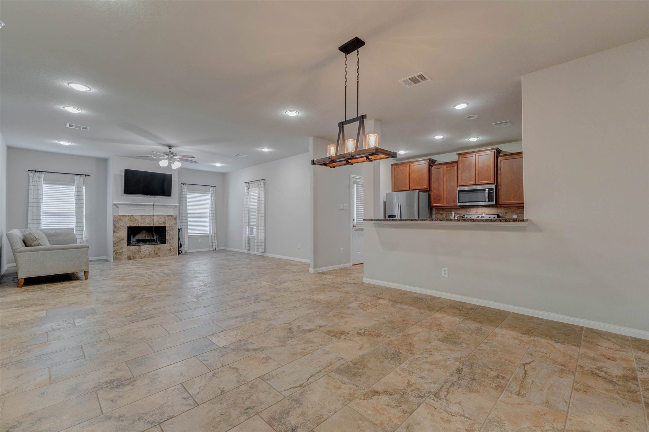 3811 Springcrest Property Photo 5