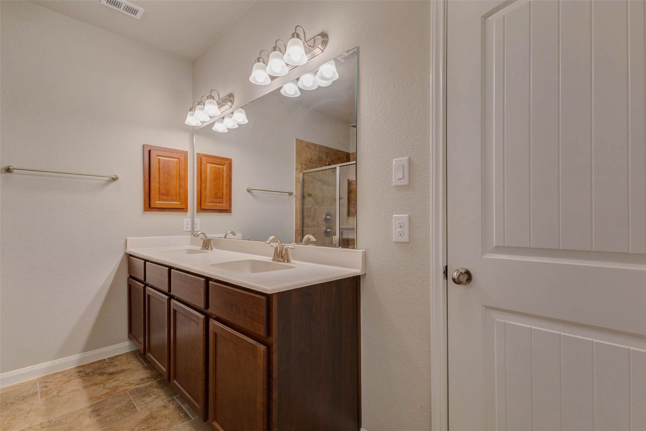 3811 Springcrest Property Photo 14