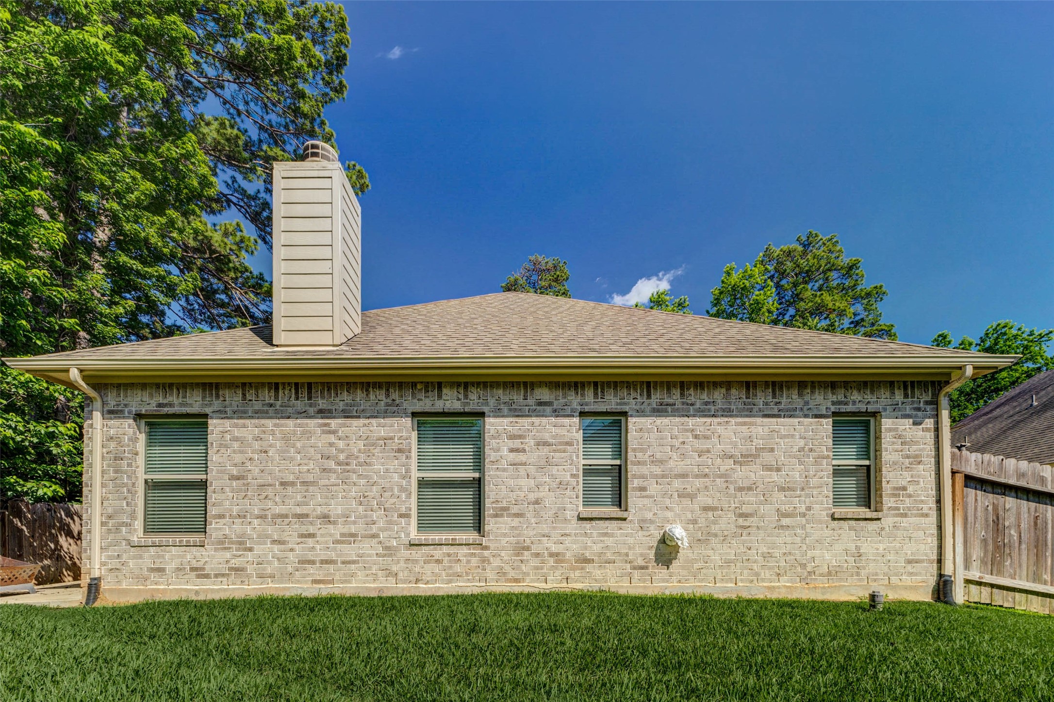3811 Springcrest Property Photo 22