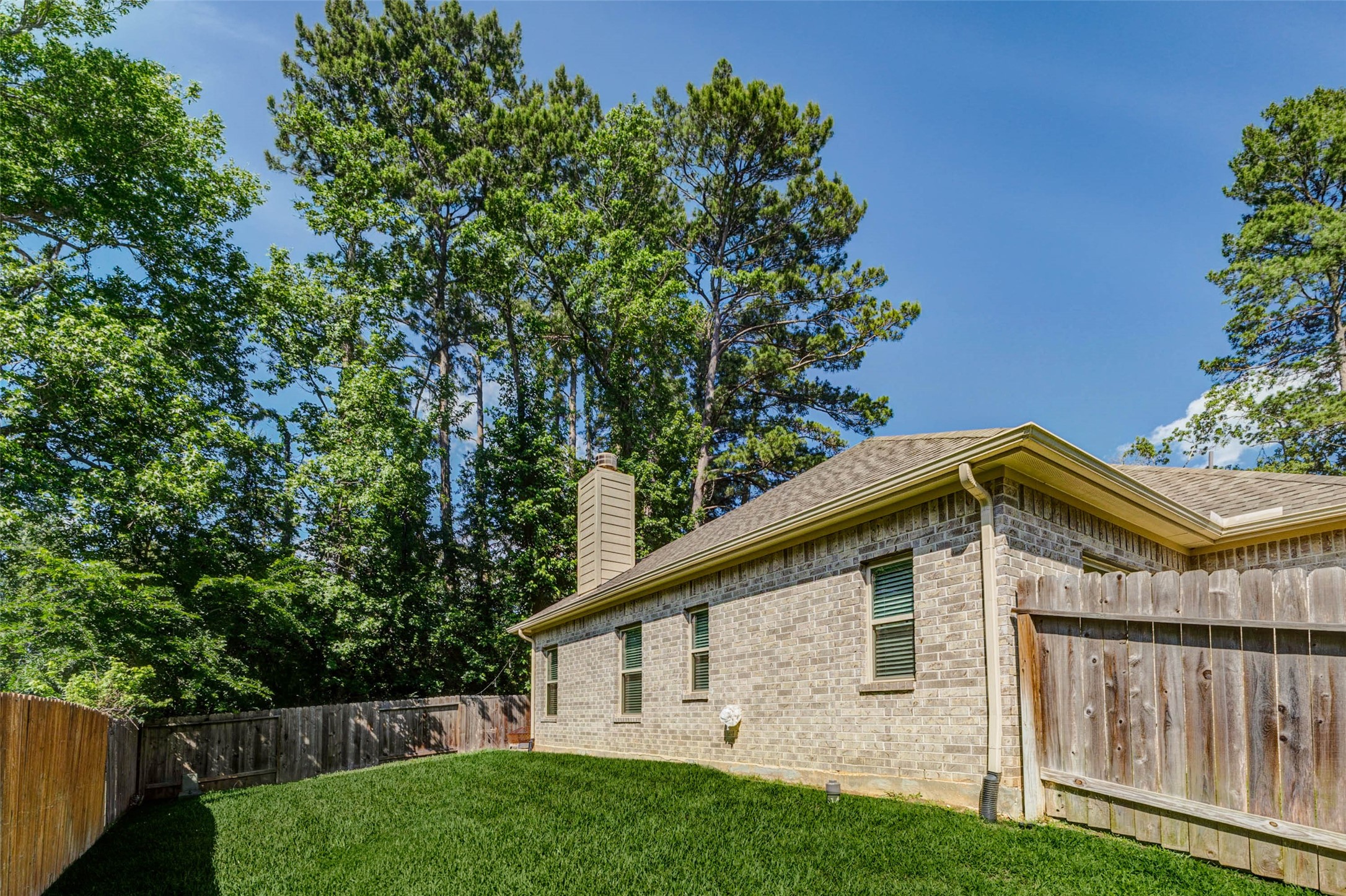 3811 Springcrest Property Photo 23
