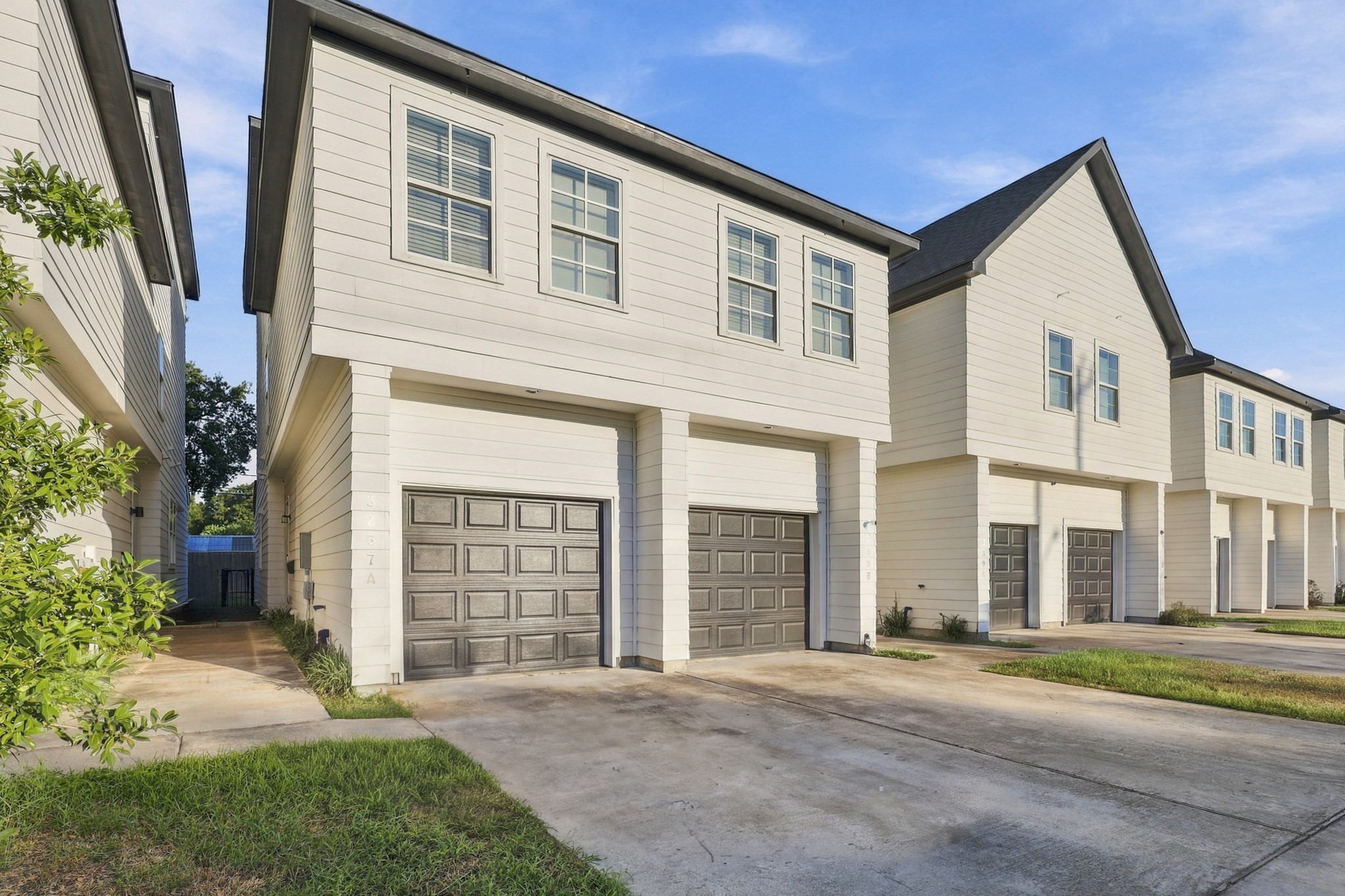 3237 Real Street A/b Property Photo 4