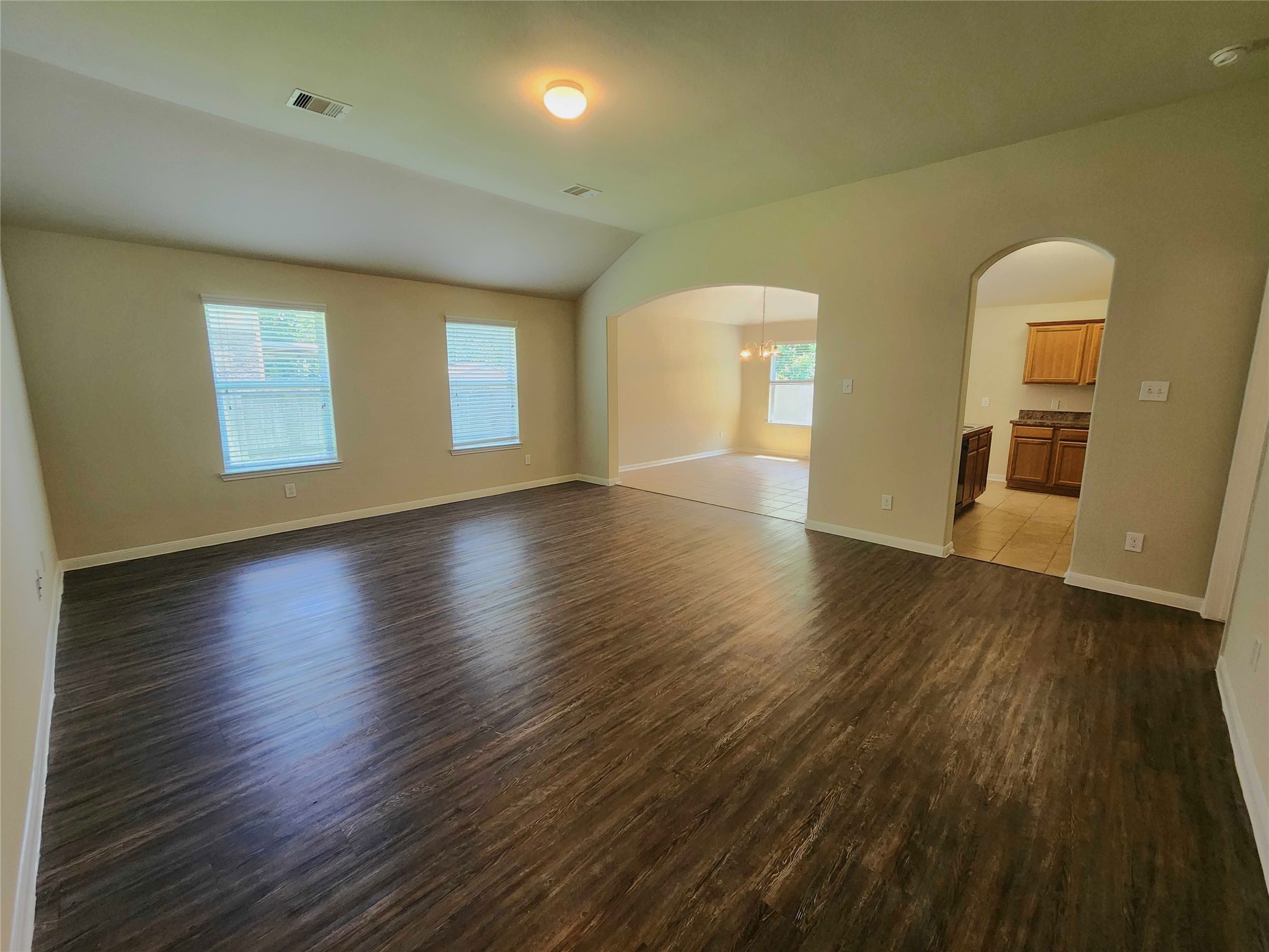 12443 Ridgecrest Drive Property Photo 3