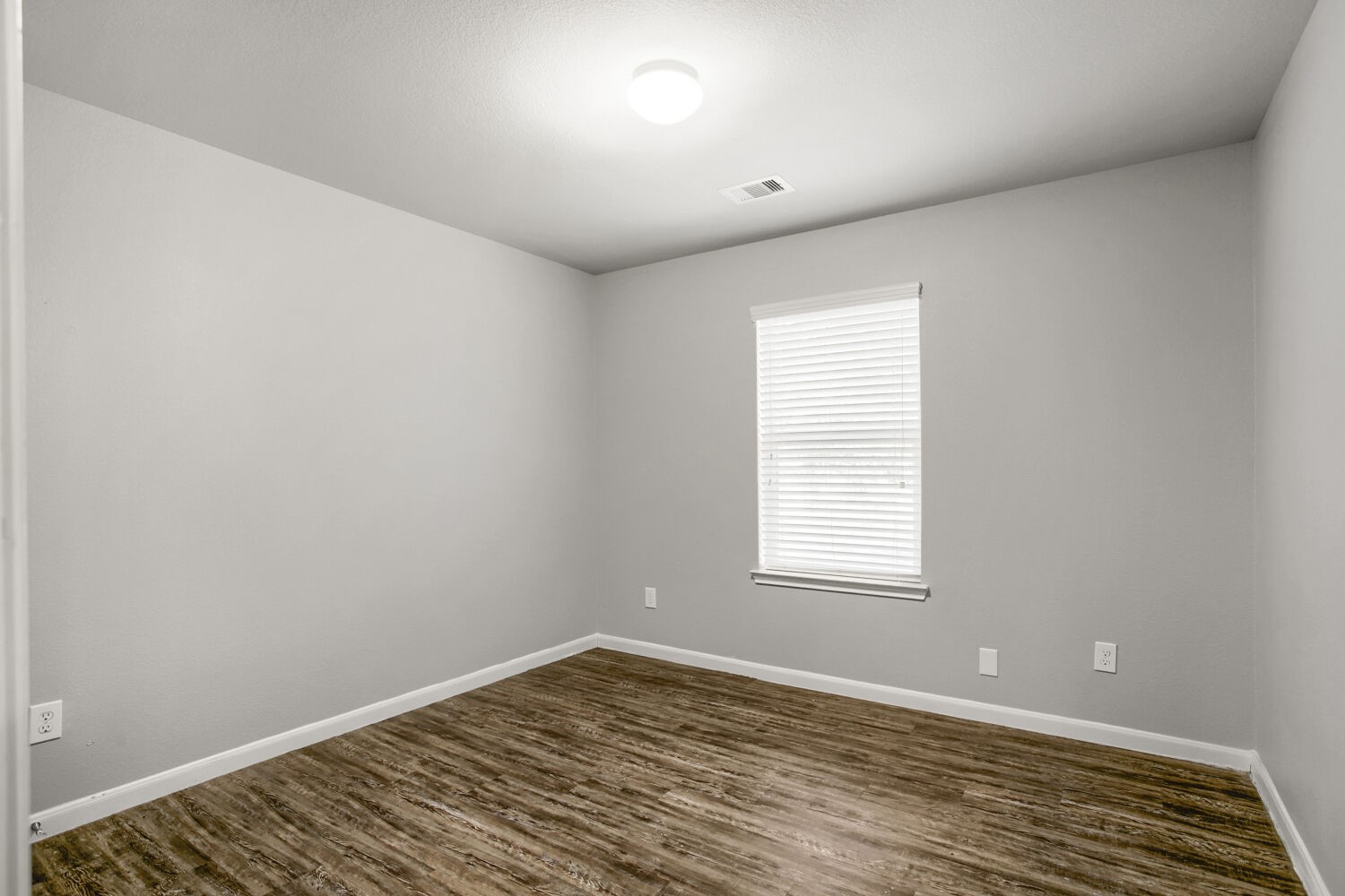 12443 Ridgecrest Drive Property Photo 15