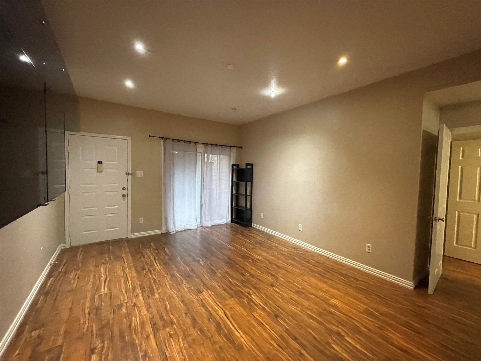 8055 Cambridge Street 79 Property Photo 5
