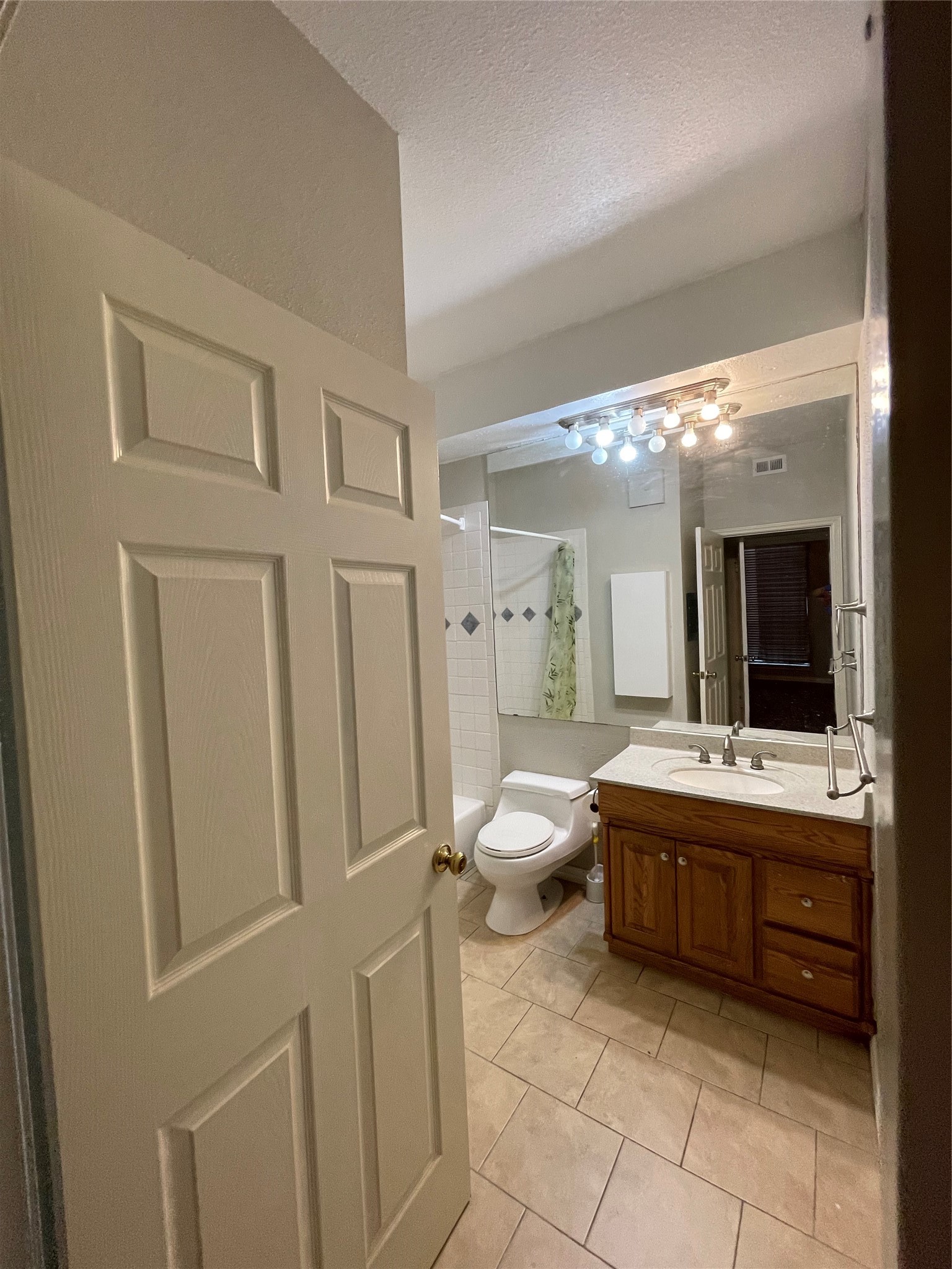 8055 Cambridge Street 79 Property Photo 17