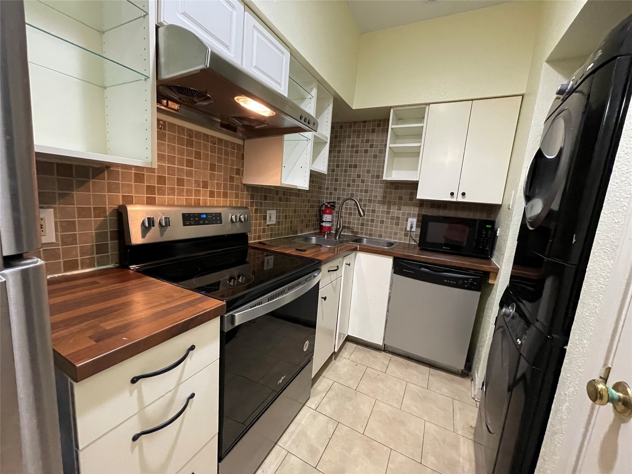 8055 Cambridge Street 79 Property Photo 19