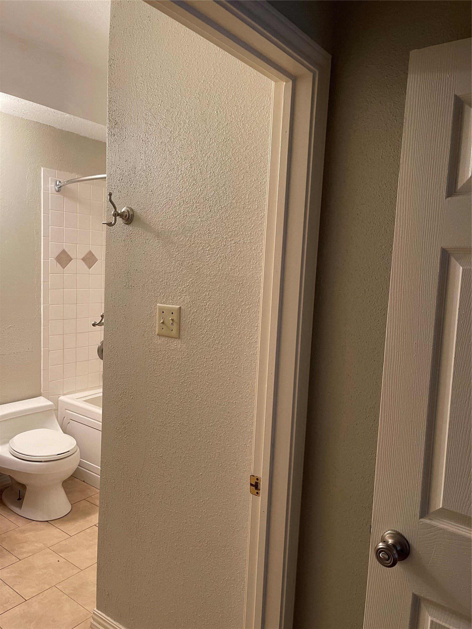 8055 Cambridge Street 79 Property Photo 25