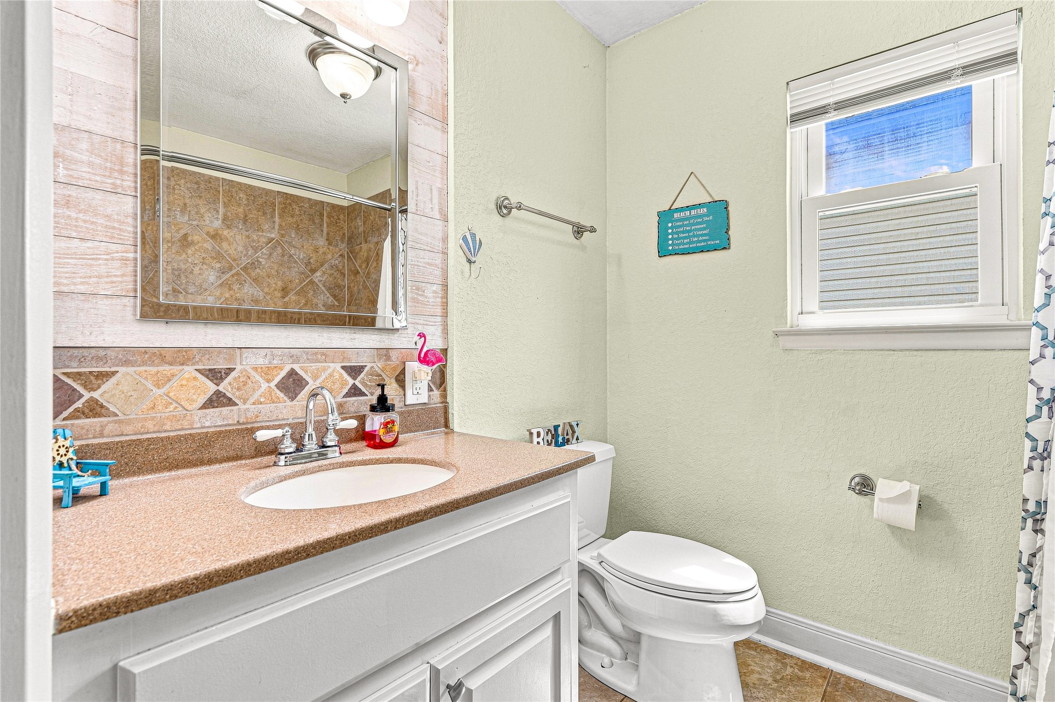 19 N Sandpiper Street Property Photo 15