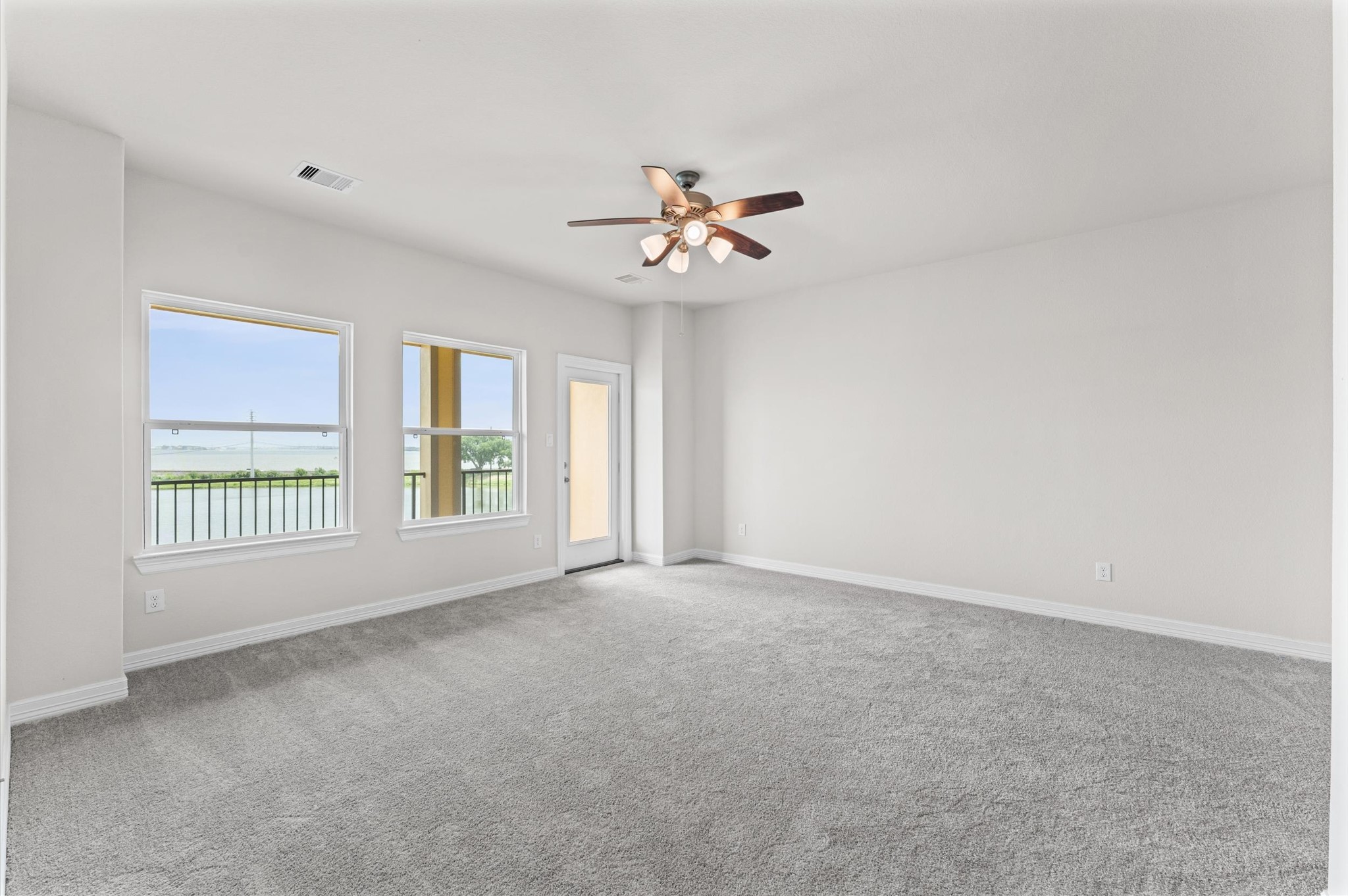 35 Armand Shore Drive Property Photo 15