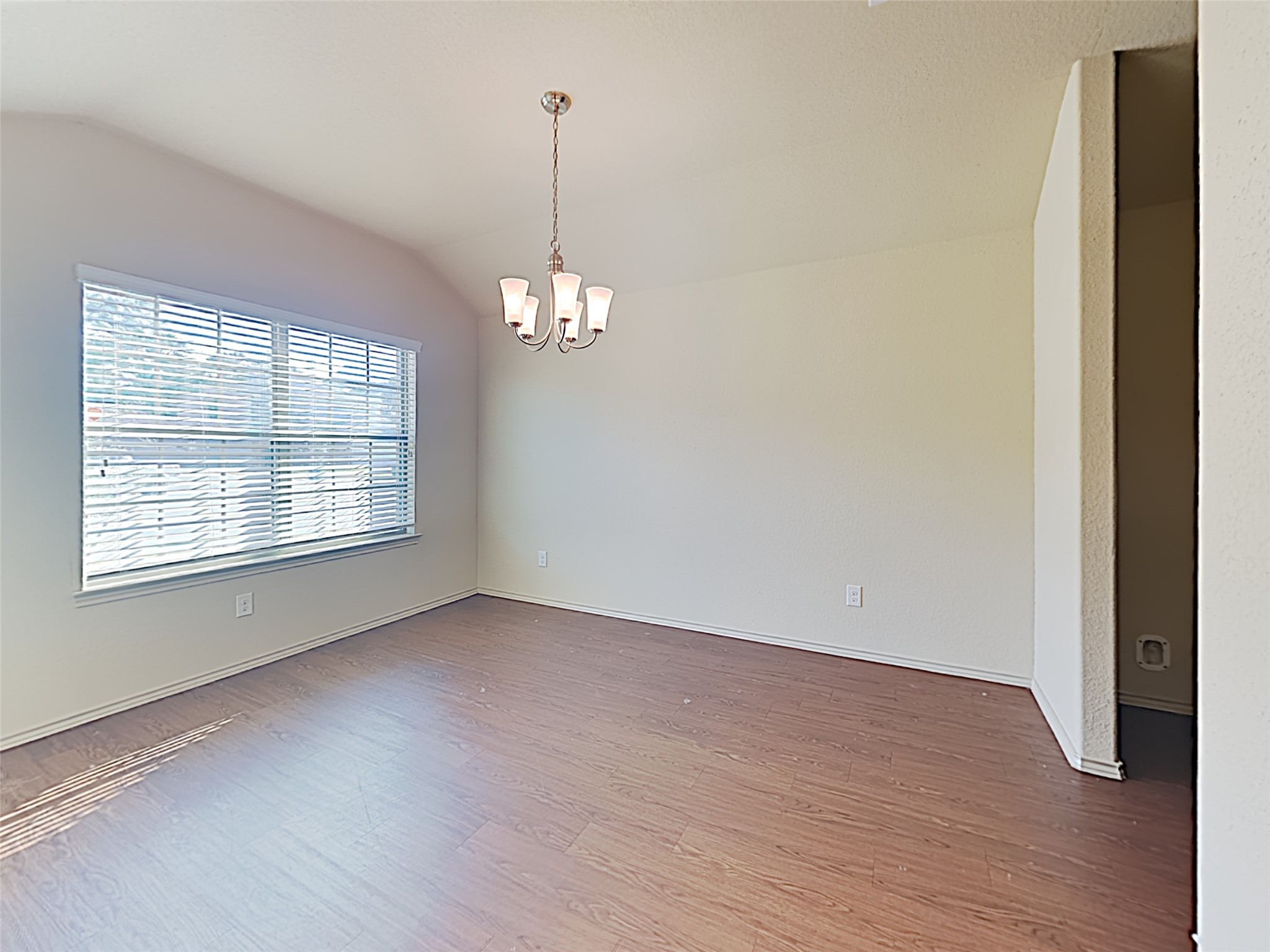 2034 Louetta Reserve Way Property Photo 4