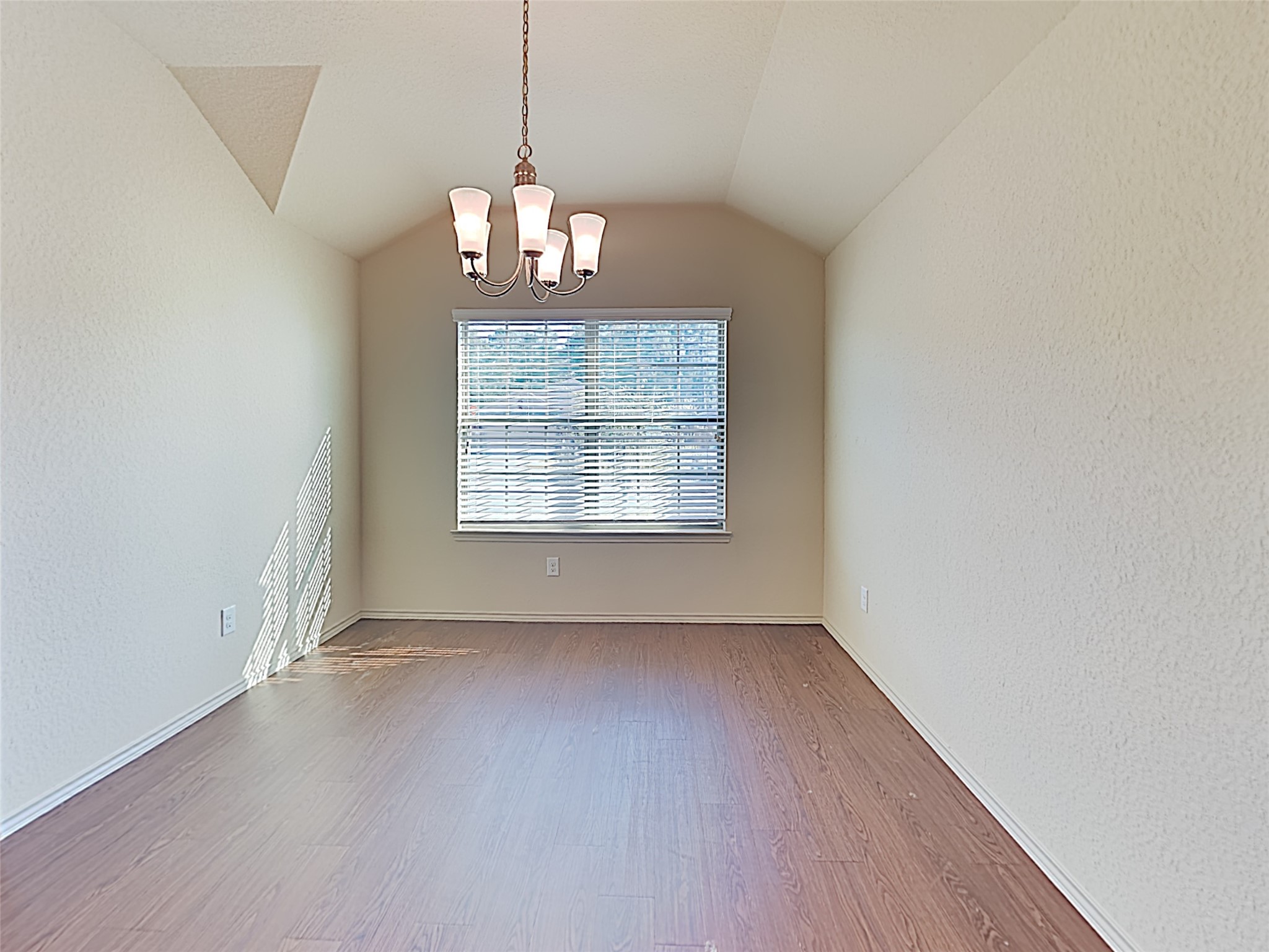2034 Louetta Reserve Way Property Photo 5
