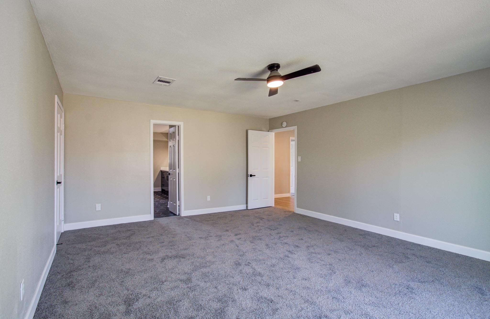 15619 Winding Moss Drive Property Photo 21