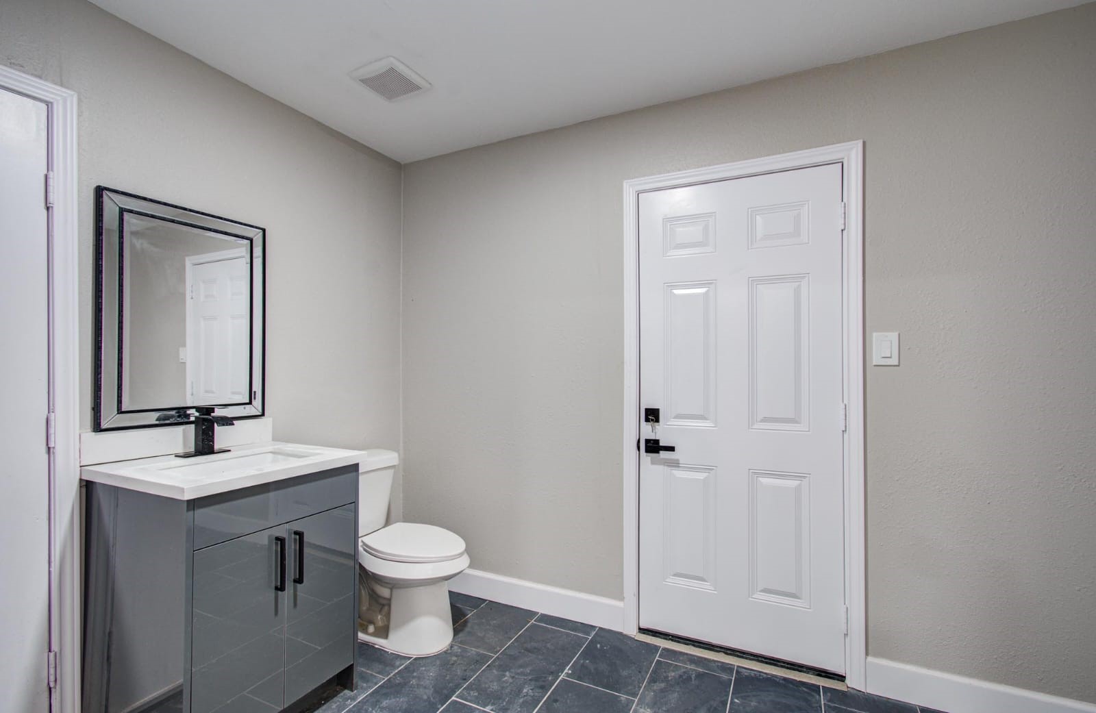 15619 Winding Moss Drive Property Photo 29