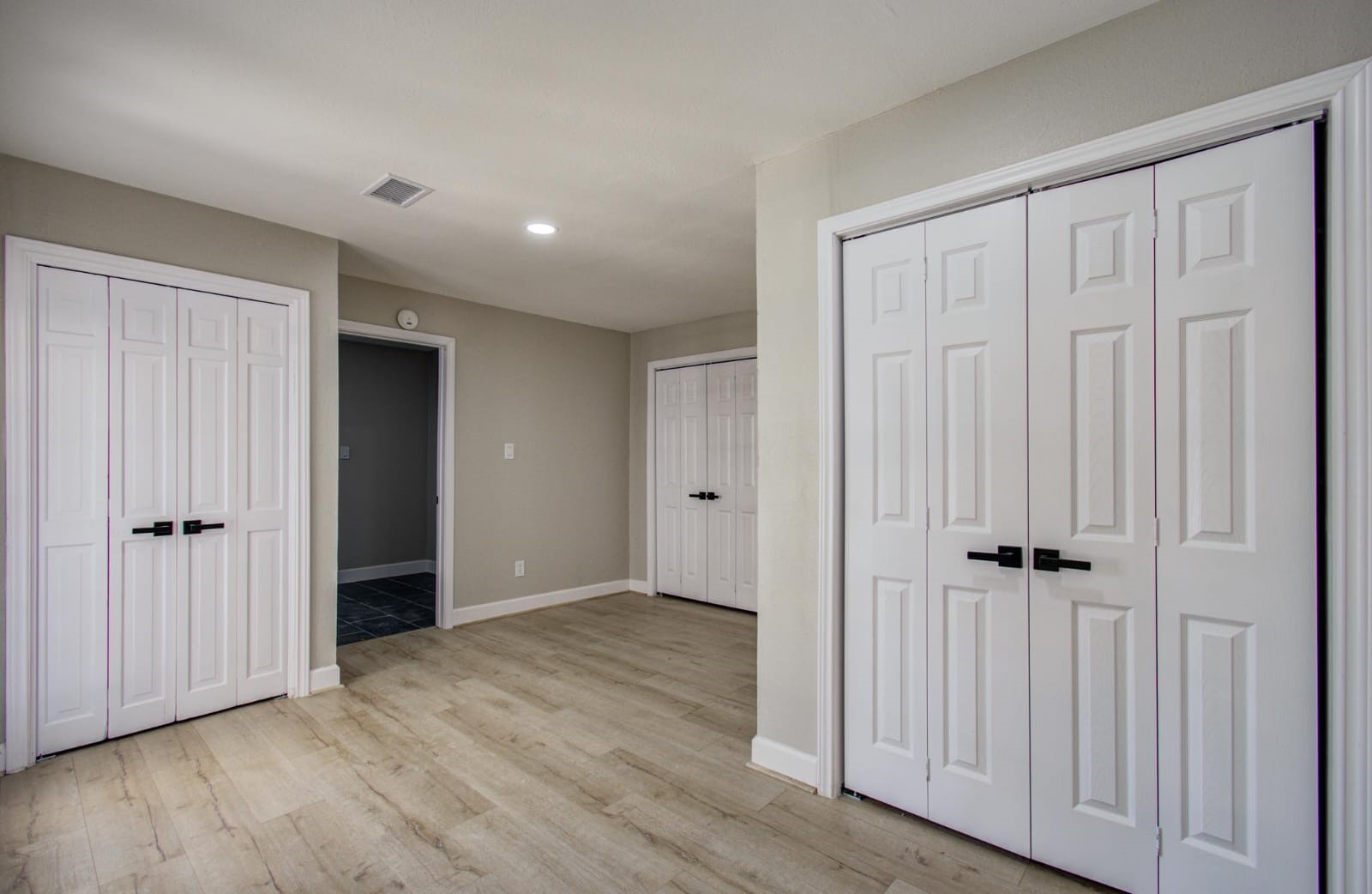 15619 Winding Moss Drive Property Photo 30