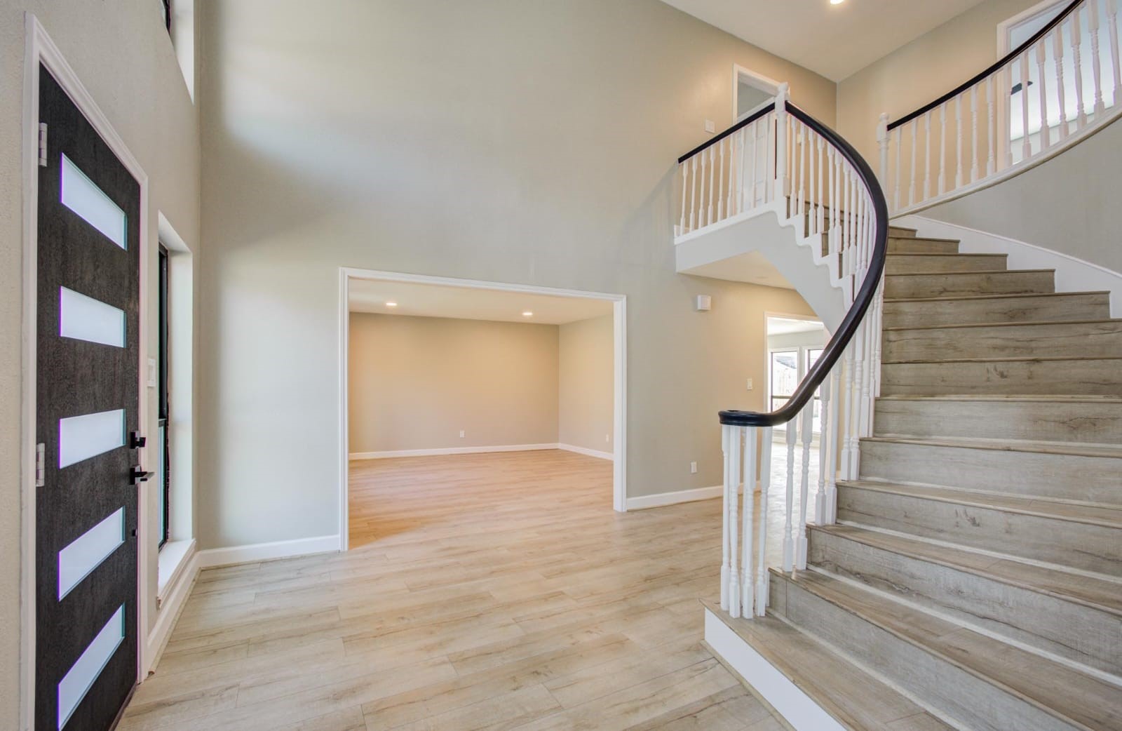 15619 Winding Moss Drive Property Photo 32