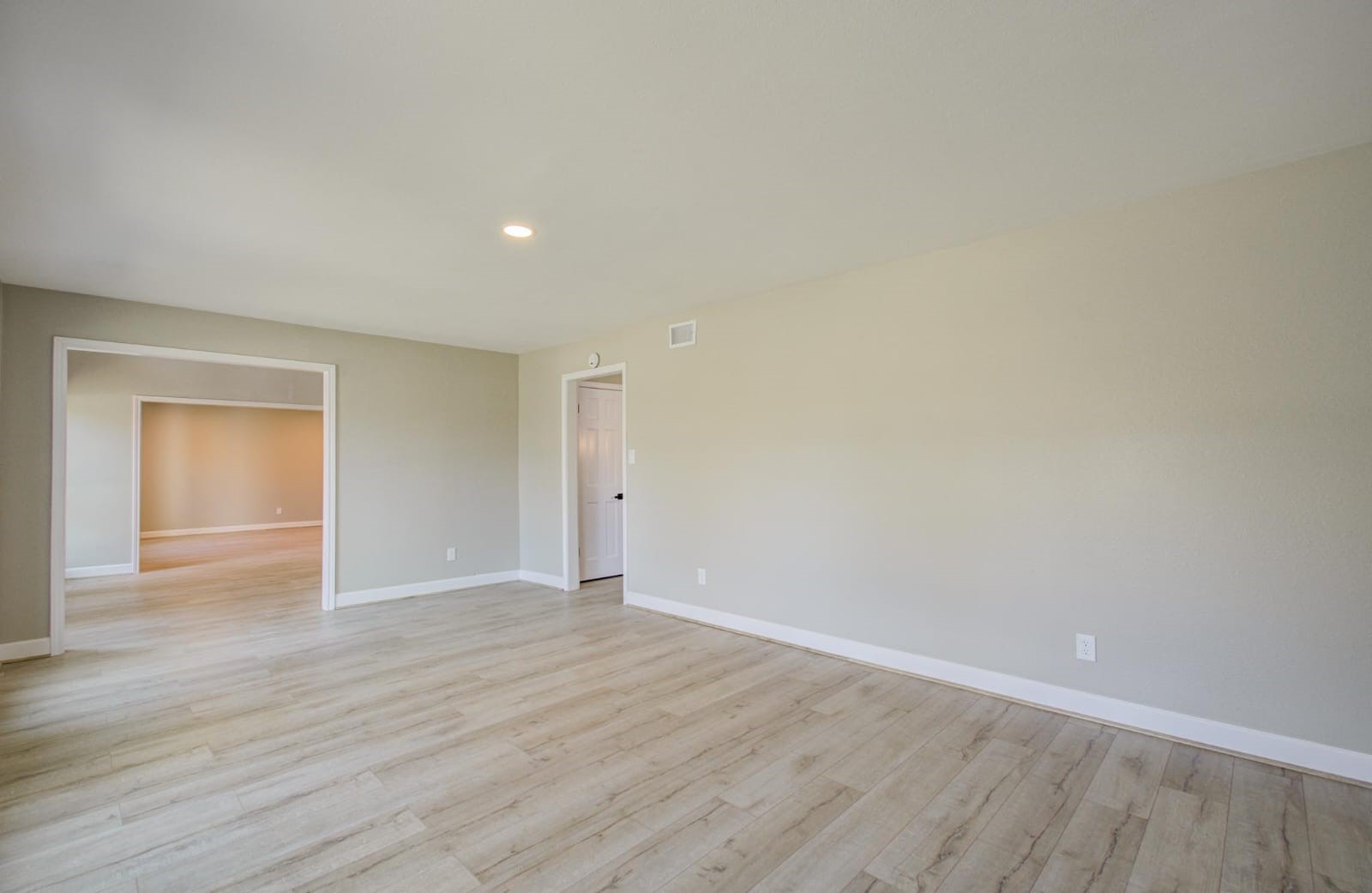 15619 Winding Moss Drive Property Photo 41