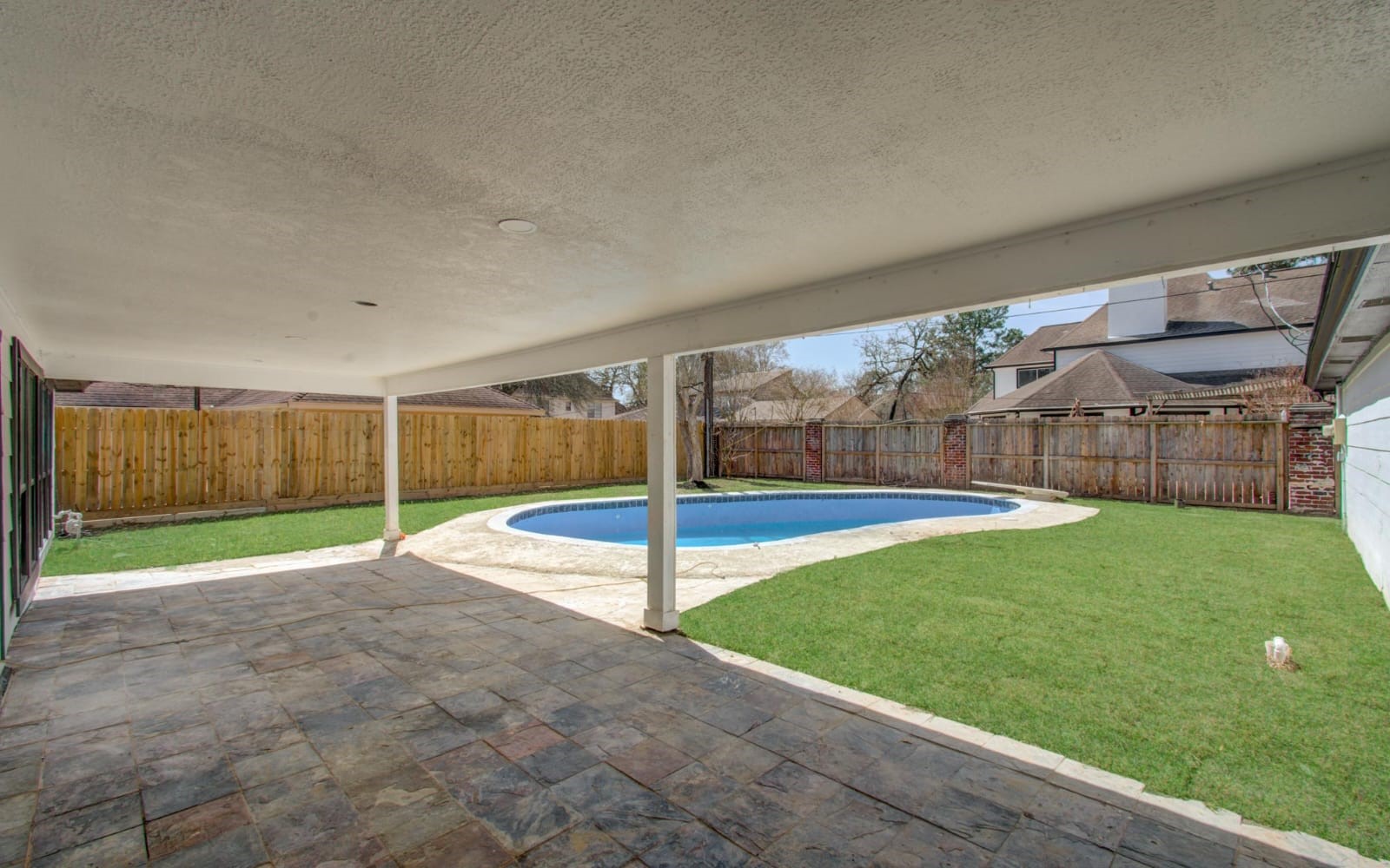 15619 Winding Moss Drive Property Photo 45
