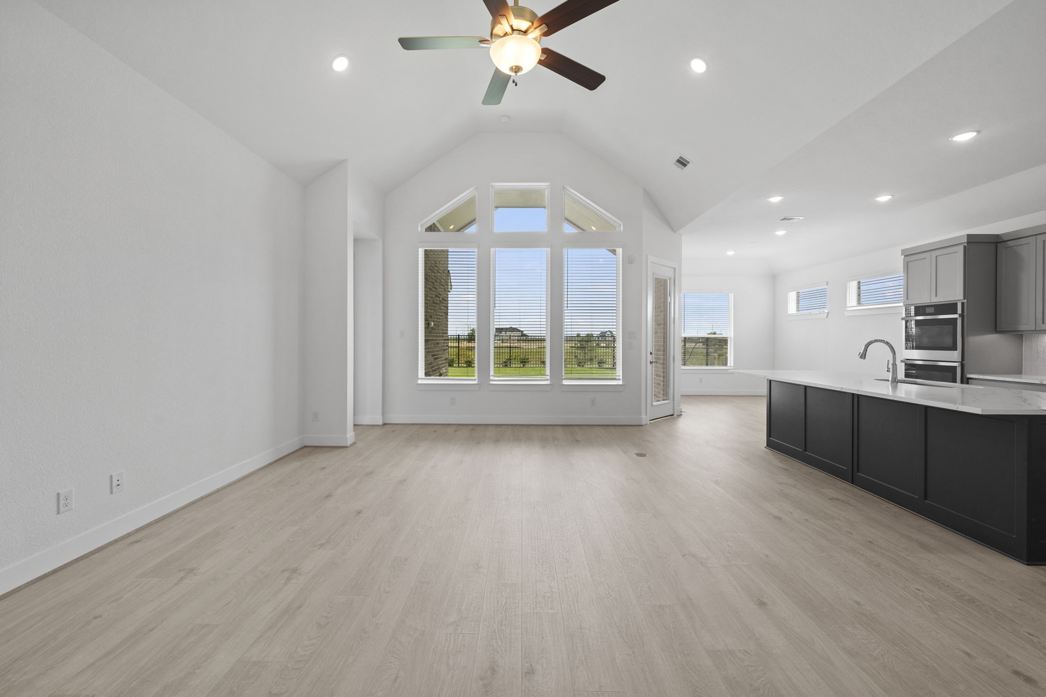25106 Skyline Prairie Lane Property Photo 14