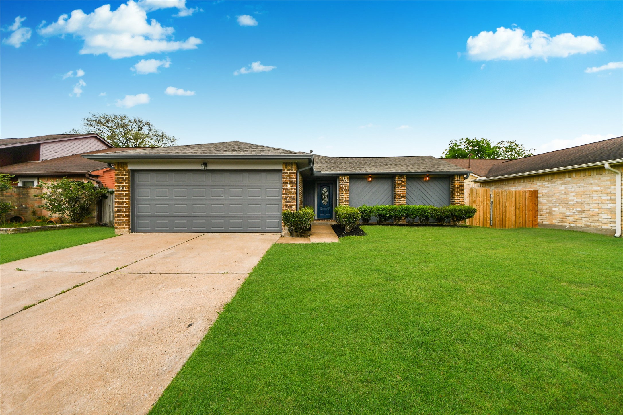 15418 Evergreen Place Drive Property Photo
