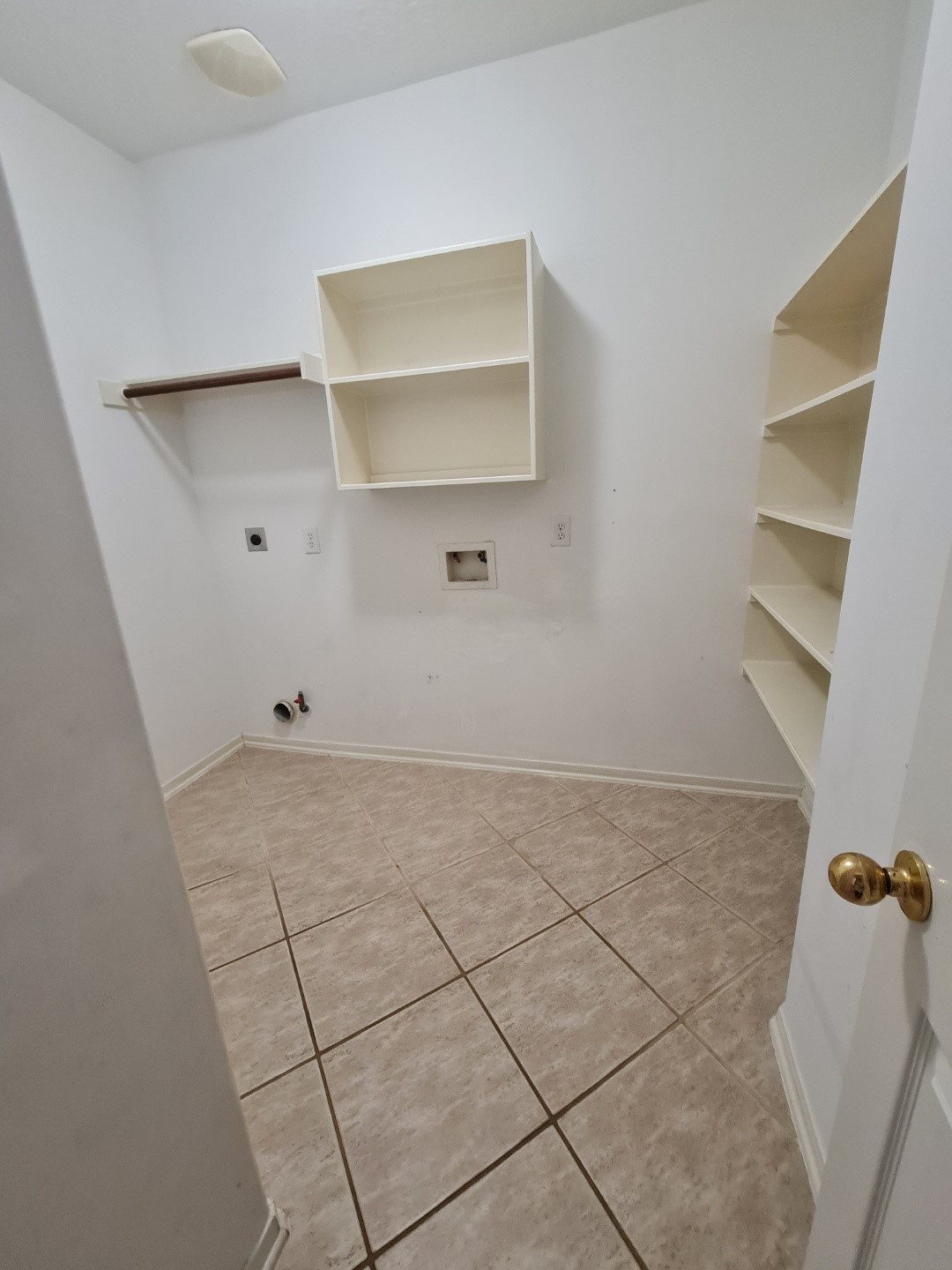 503 Nadia Way Property Photo 39