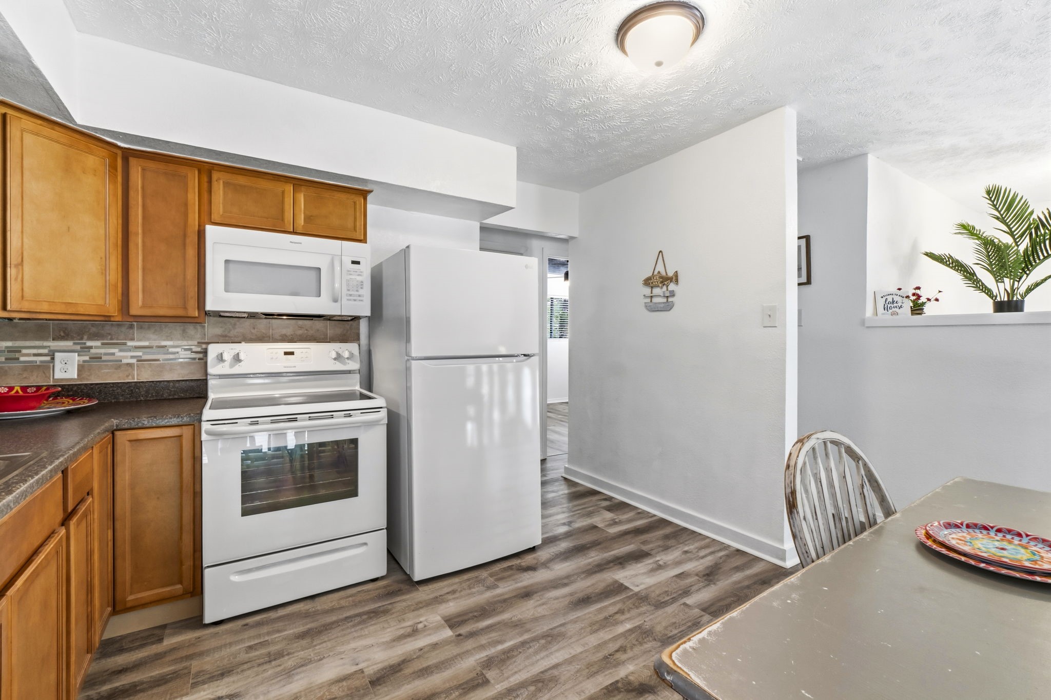 300 Water View Drive Property Photo 18