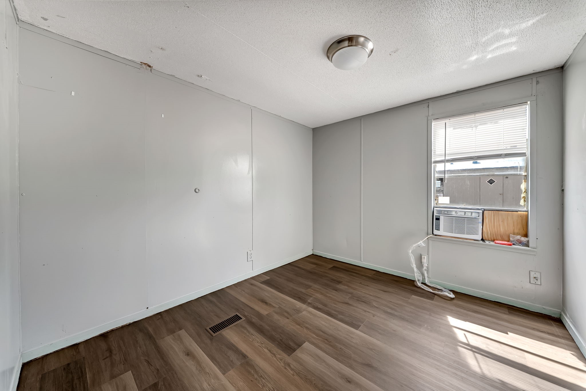 349 Road 591524 Property Photo 17