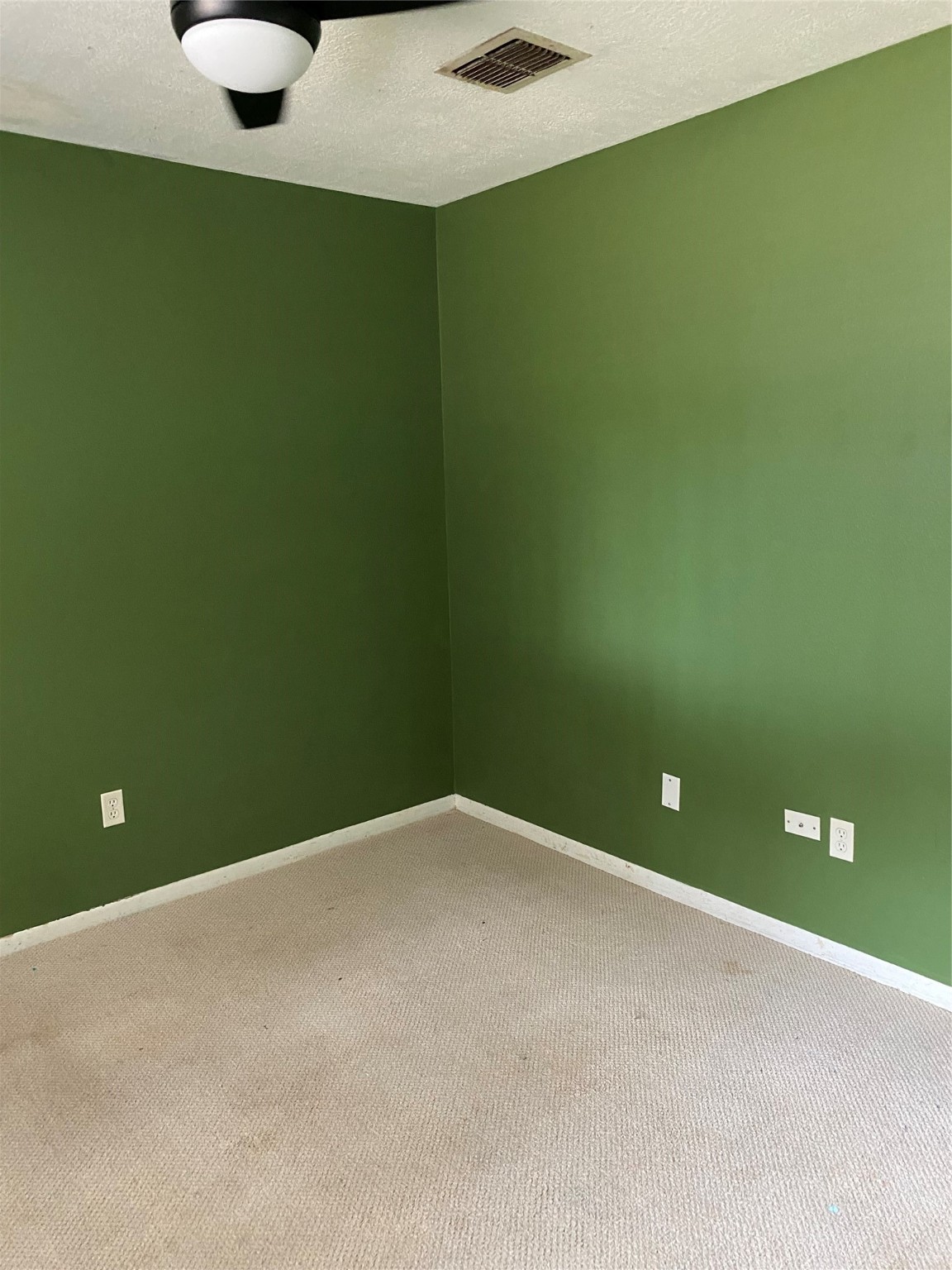 415 N Forest Boulevard Property Photo 15