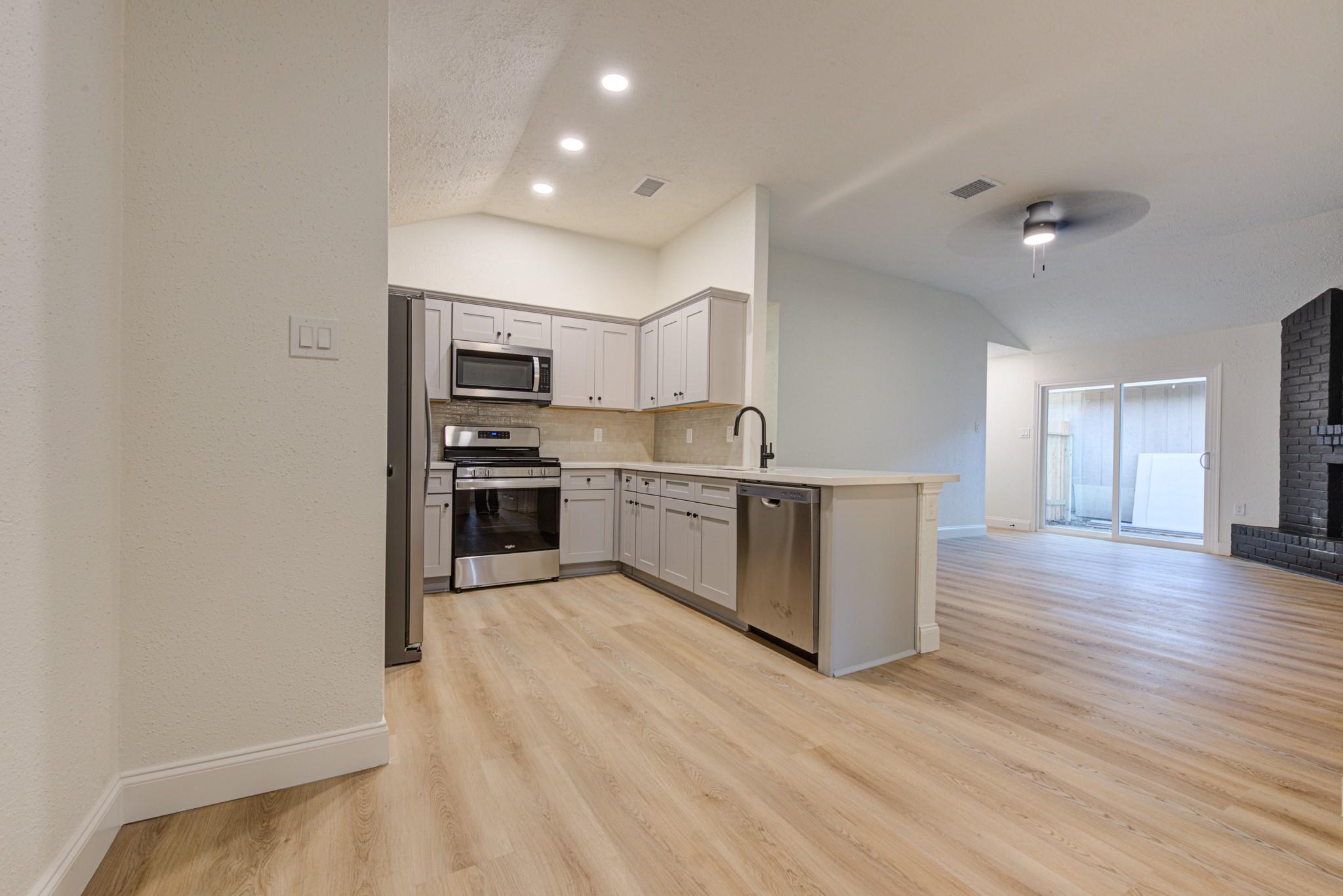 1739 Brickarbor Drive Property Photo 6