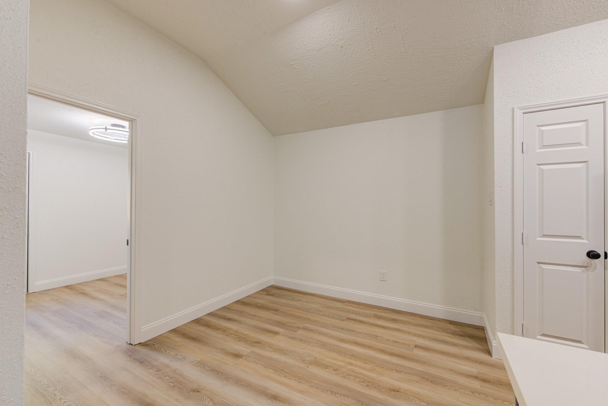 1739 Brickarbor Drive Property Photo 13