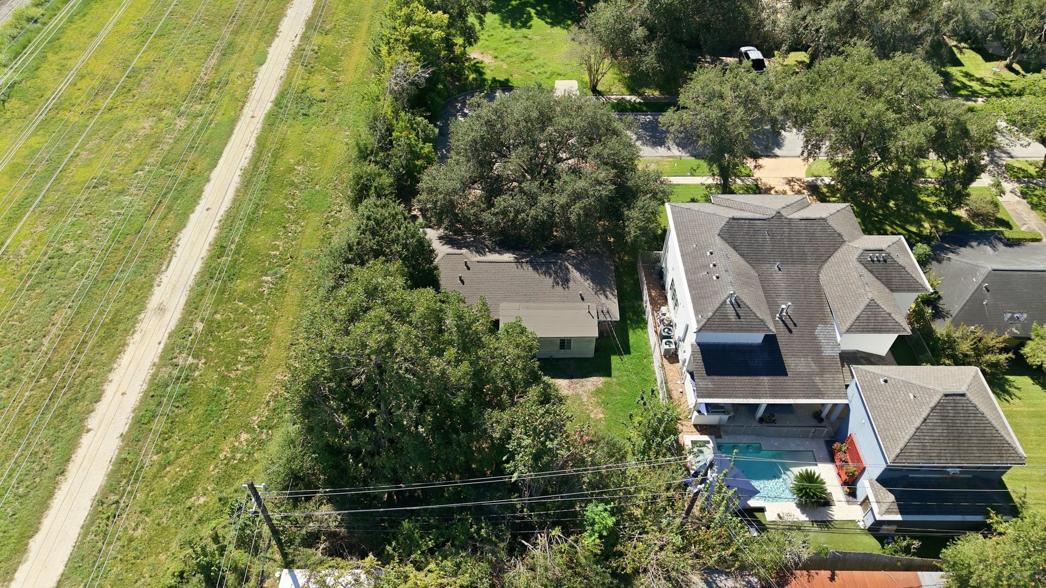 4300 Compton Circle Property Photo 10