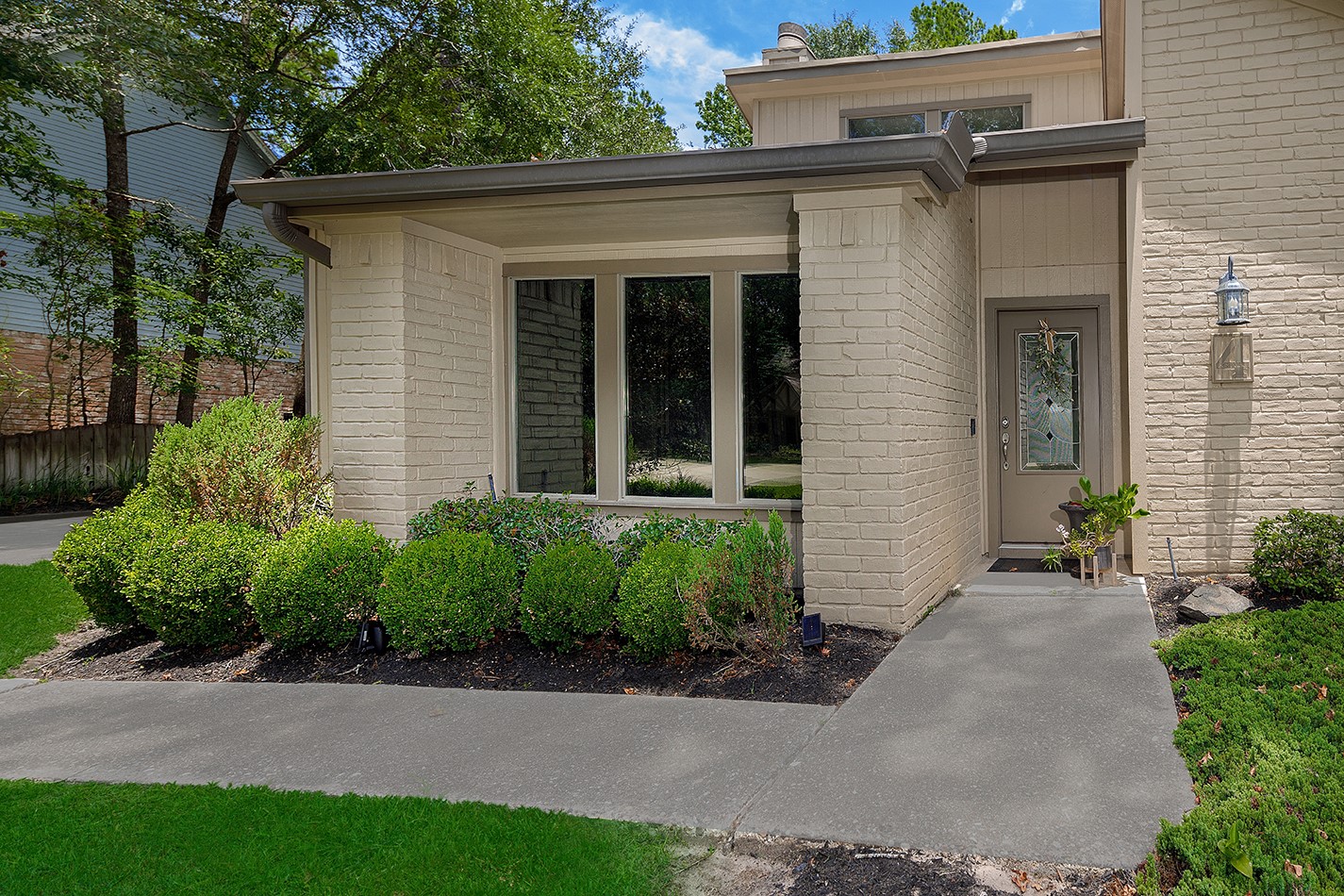 4 Postvine Court Property Photo 3
