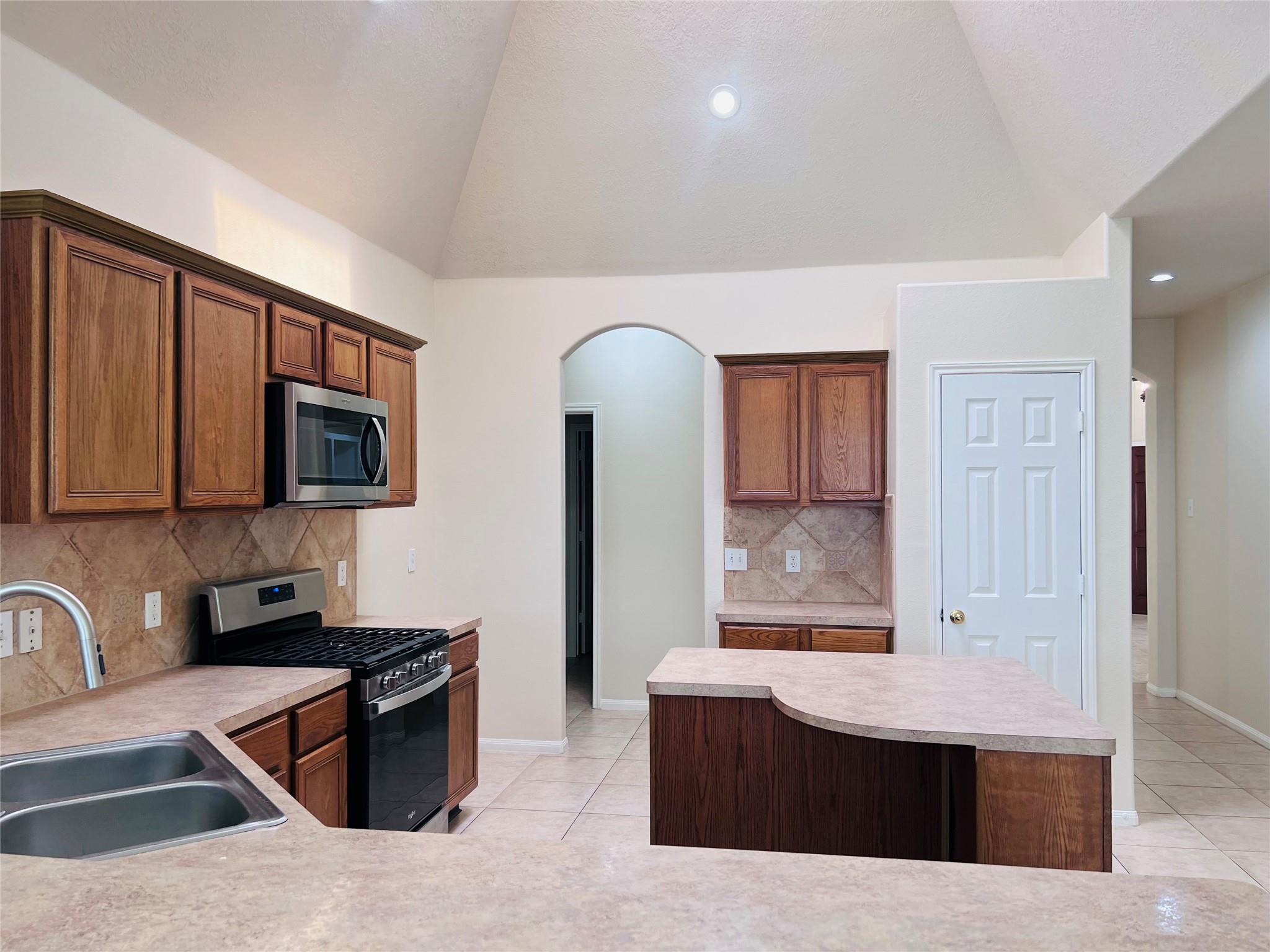18515 Windy Village Lane Property Photo 1