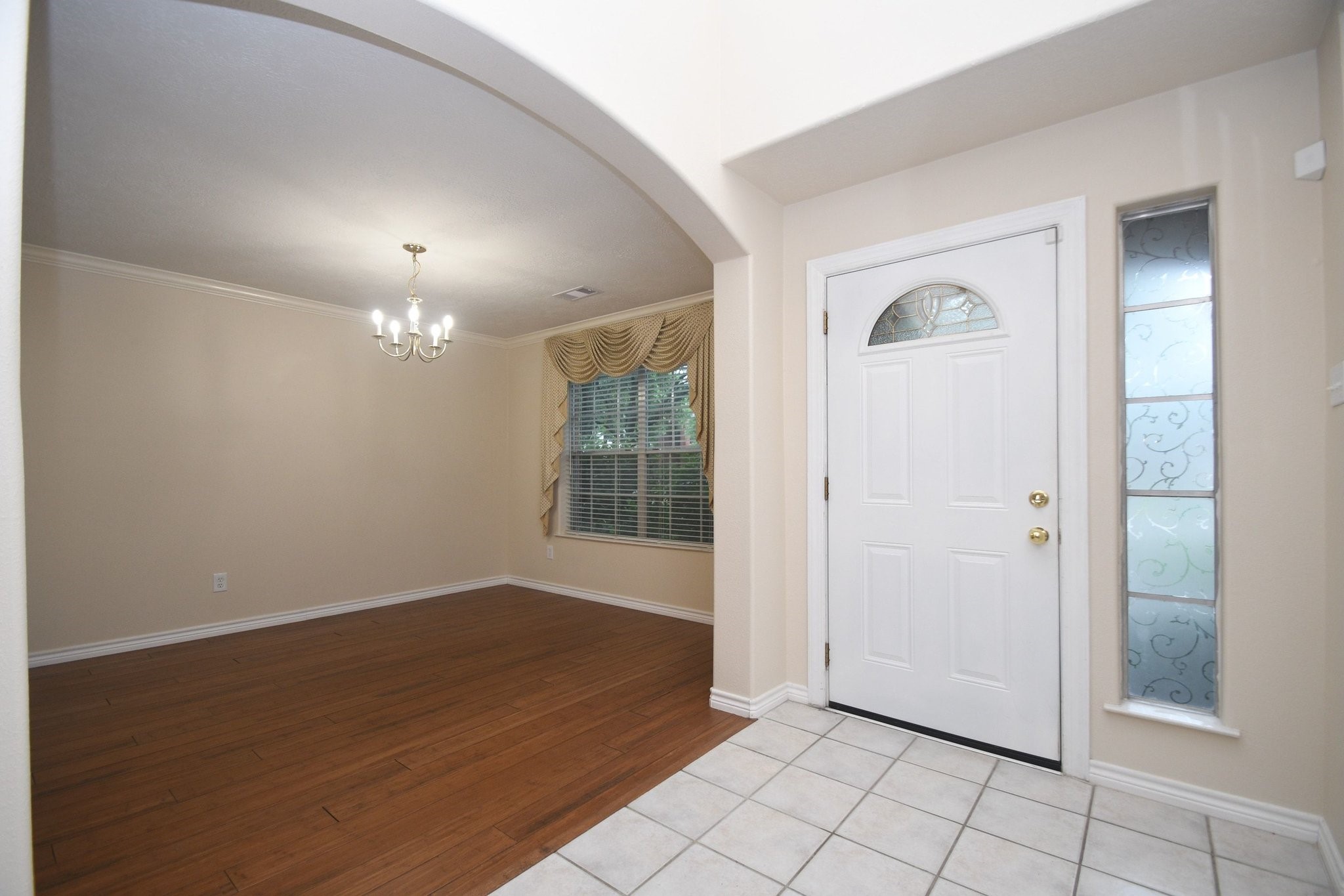 10430 Sanibel Falls Court Property Photo 4