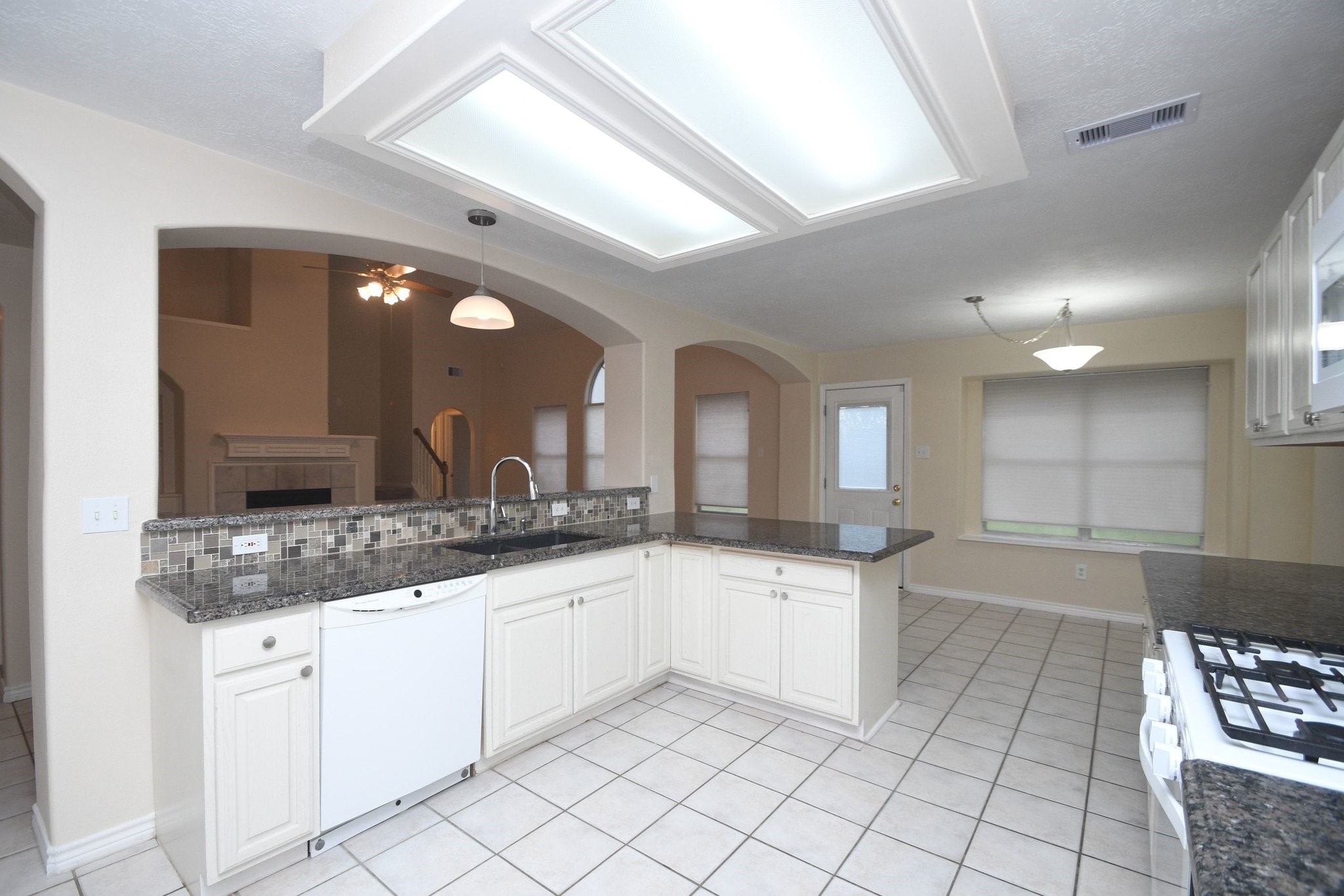 10430 Sanibel Falls Court Property Photo 7